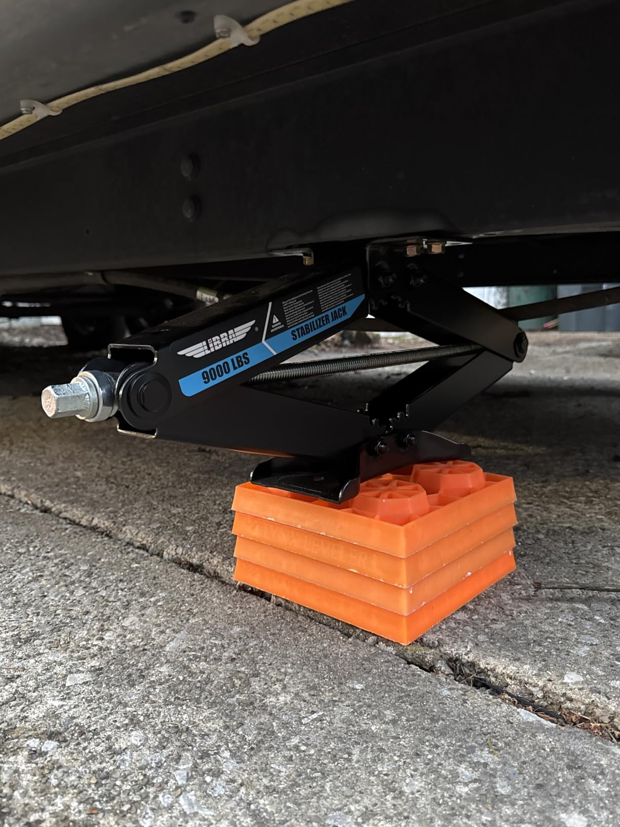 LIBRA 9K lb HD 24 inch RV Trailer Camper Stabilizer Leveling Scissor Jacks, Set4 | True Heavy Duty 9000lbs Capacity with Dual Power Drill Sockets & Complete Installation Kit customer photo 2