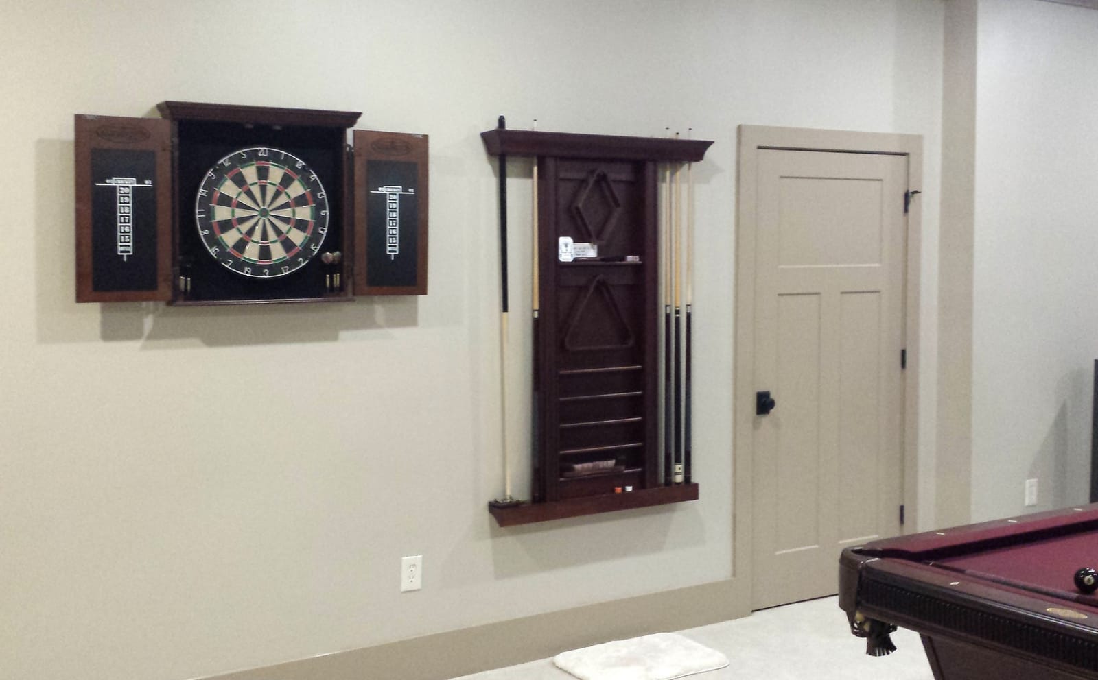 Barrington Chatham Bristle Dartboard, Cabinet Style, Pre-Assembled | Pre-Assembled Birchwood Veneer Dartboard Cabinet With 18