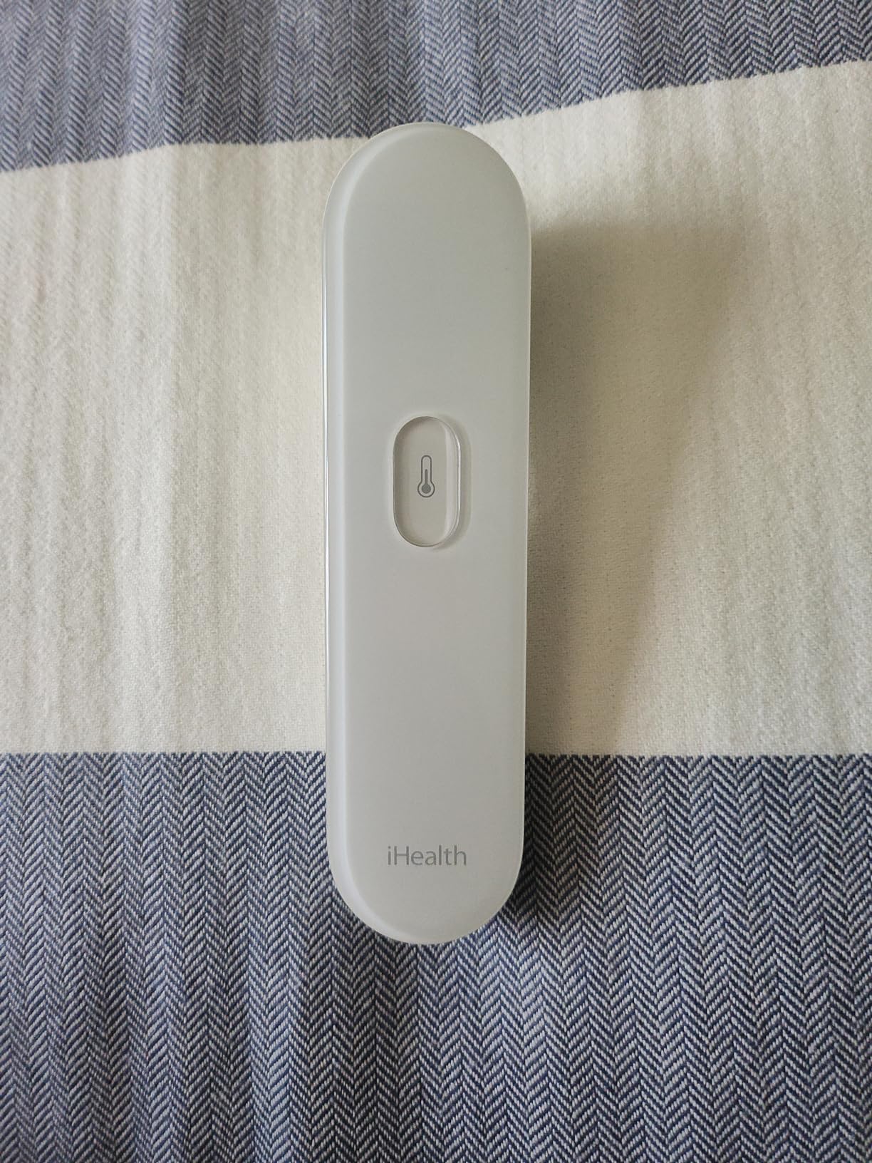 iHealth No-Touch Forehead Thermometer for Adults, Kids, Babies PT3 | 1s Fast Accurate, 3 Ultra-Sensitive Sensors, Quiet Vibration Feedback, Digital Large LED Digits, Use for Home & Nurses customer photo 2