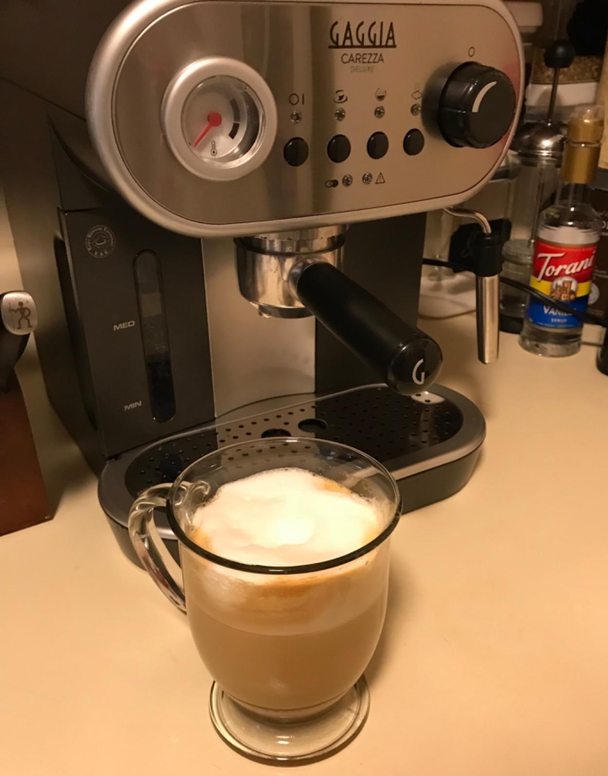 Gaggia Carezza De Luxe Espresso Machine, 47oz, Silver customer photo 1