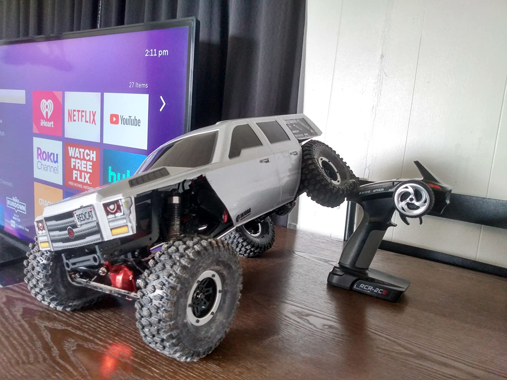 Redcat Racing Everest GEN7 Sport 1/10 Scale RC Rock Crawler 4x4 - 4WD RTR RC Truck with Steel Frame, Oil Shocks, Beadlock Wheels, Interco Tires, Waterproof ESC & Battery Included - Silver customer photo 2