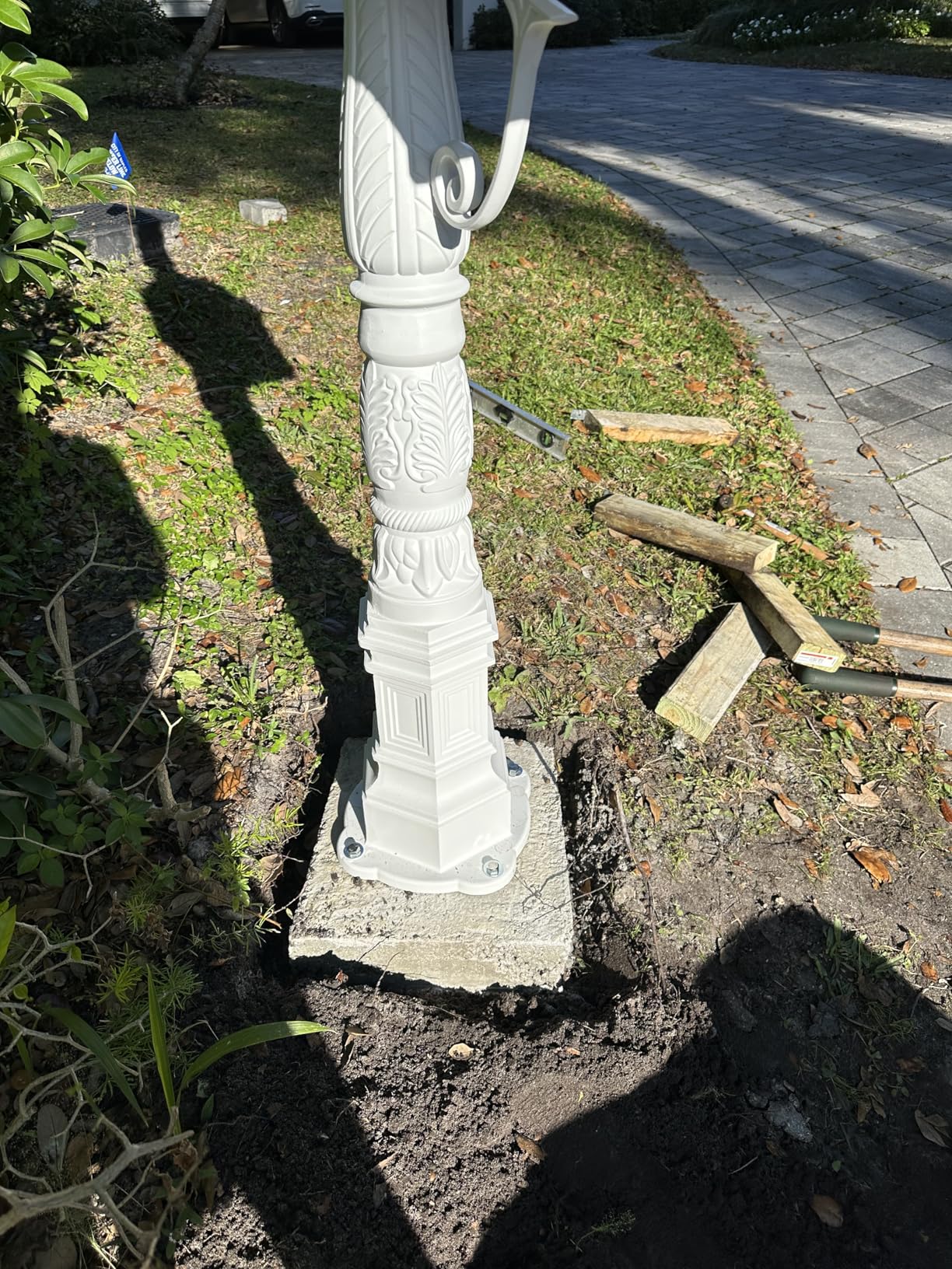 Barcelona Decorative Post Mailbox Combination Stratford Heavy Duty Postal Mail Box Cast Aluminum(Bronze) customer photo 1