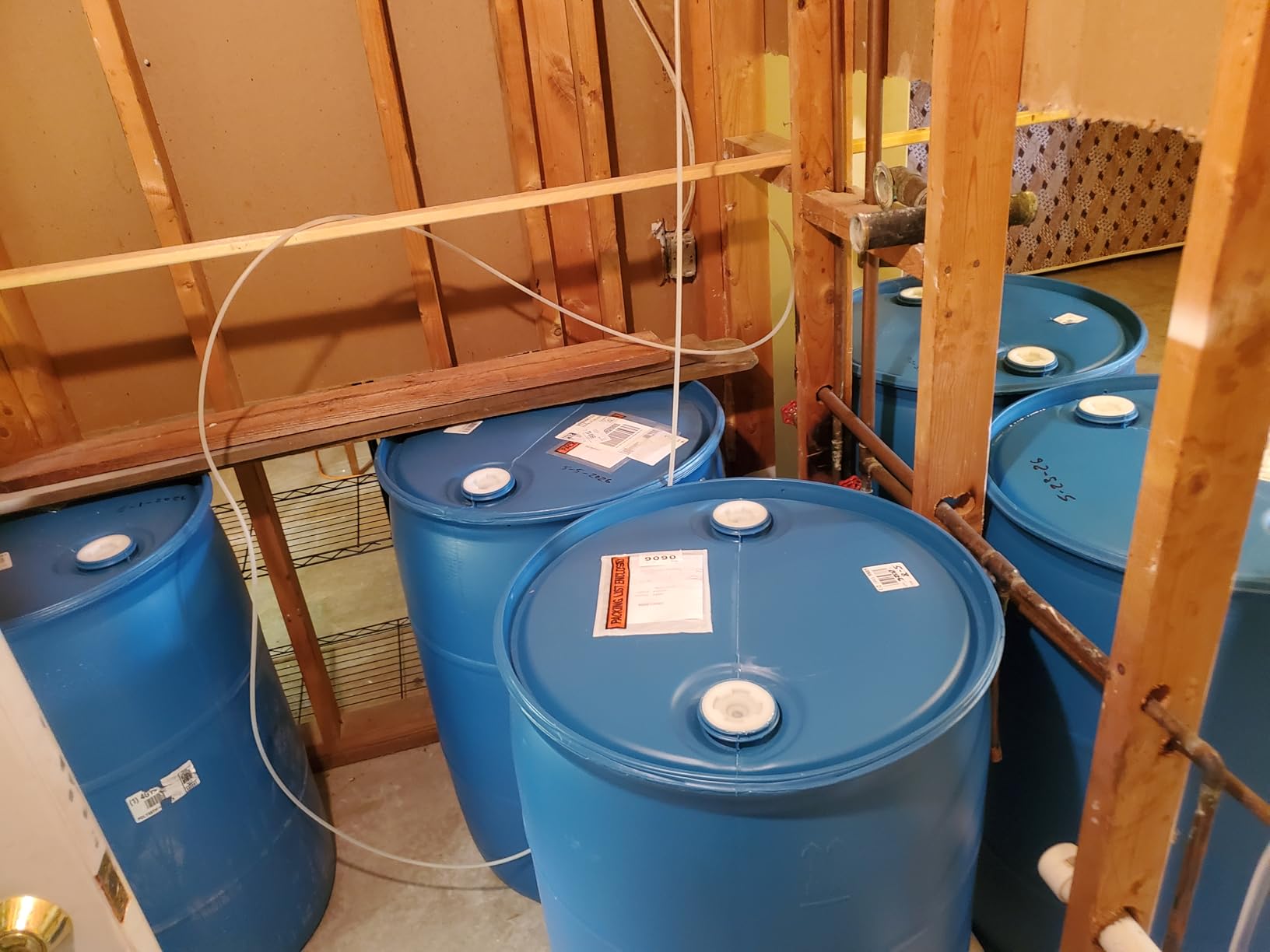55 Gallon Blue Water Barrel | Solid Mold | 2 Inch Bung Holes, Good for Long Term Drinking Water Use | BPA Free customer photo 2