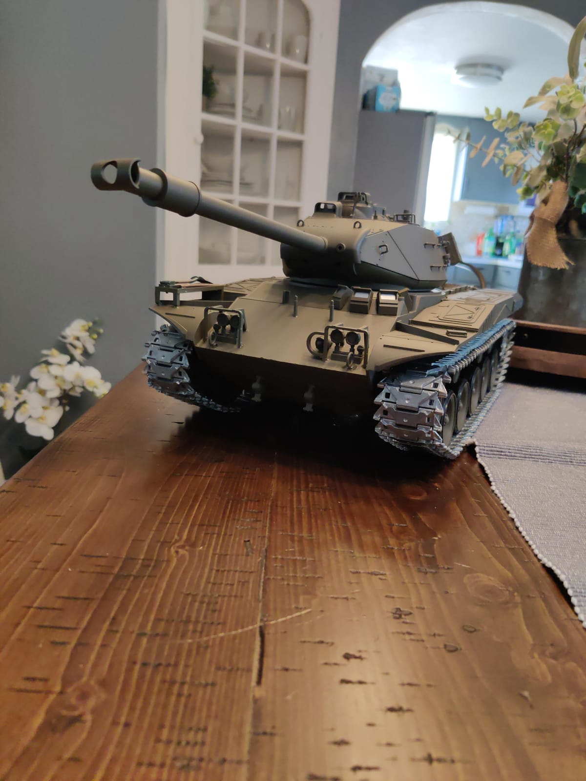 HengLong Modified Edition 1/16 2.4ghz Remote Control US M41A3 Walker Bulldog Tank Model (360-Degree Rotating Turret) (Steel Gear Gearbox) (3800mah Battery) (Metal Tracks & Sprocket Wheel) customer photo 1