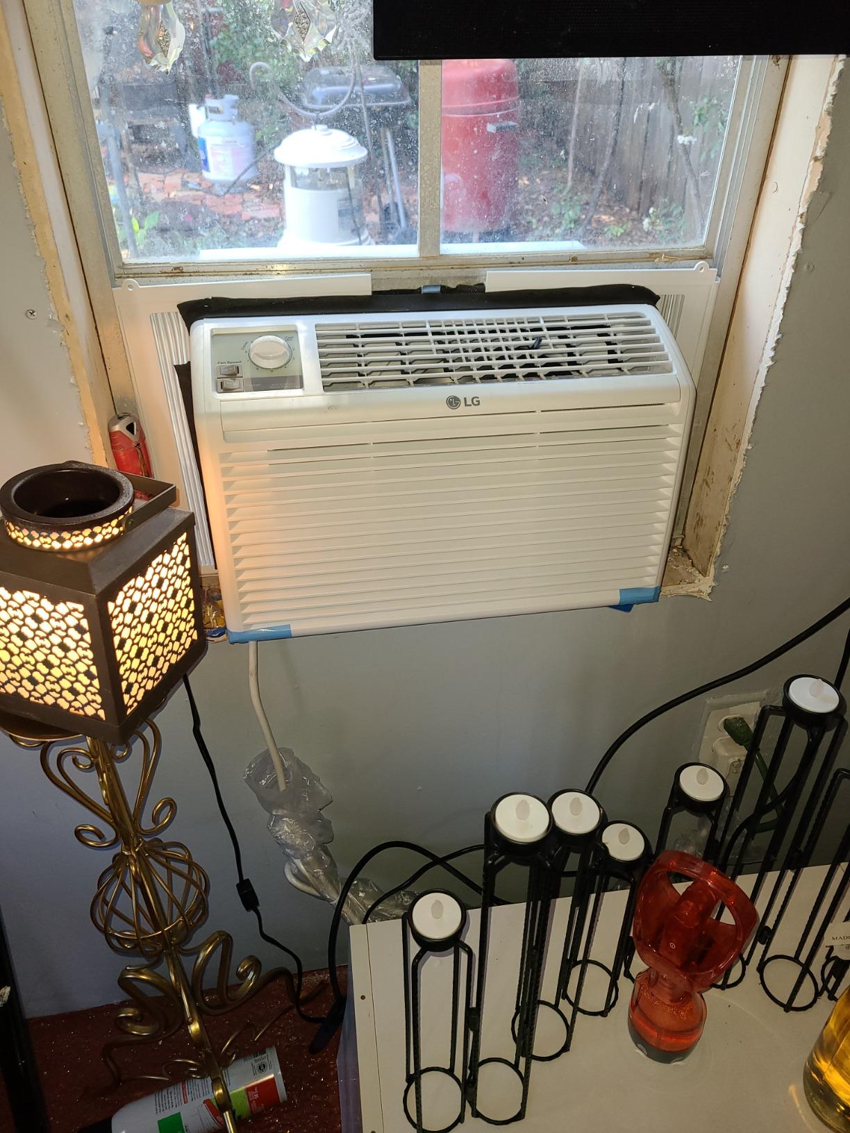 LG 5,000 BTU Window Air Conditioner, 115V, AC Window Unit Cools 150 Sq.Ft. (10' x 15' Room Size), Perfect for Bedrooms, Quiet AC with 2 Cooling & Fan Speeds, 2-Way Air Deflection, and Washable Filter customer photo 2