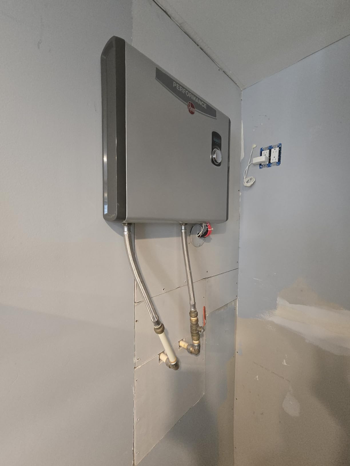 Rheem RTEX-36 36kW Electric Tankless Water Heater 240V Ext Adj Temp Ctrl Bot 3/4 in. Npt Con customer photo 2