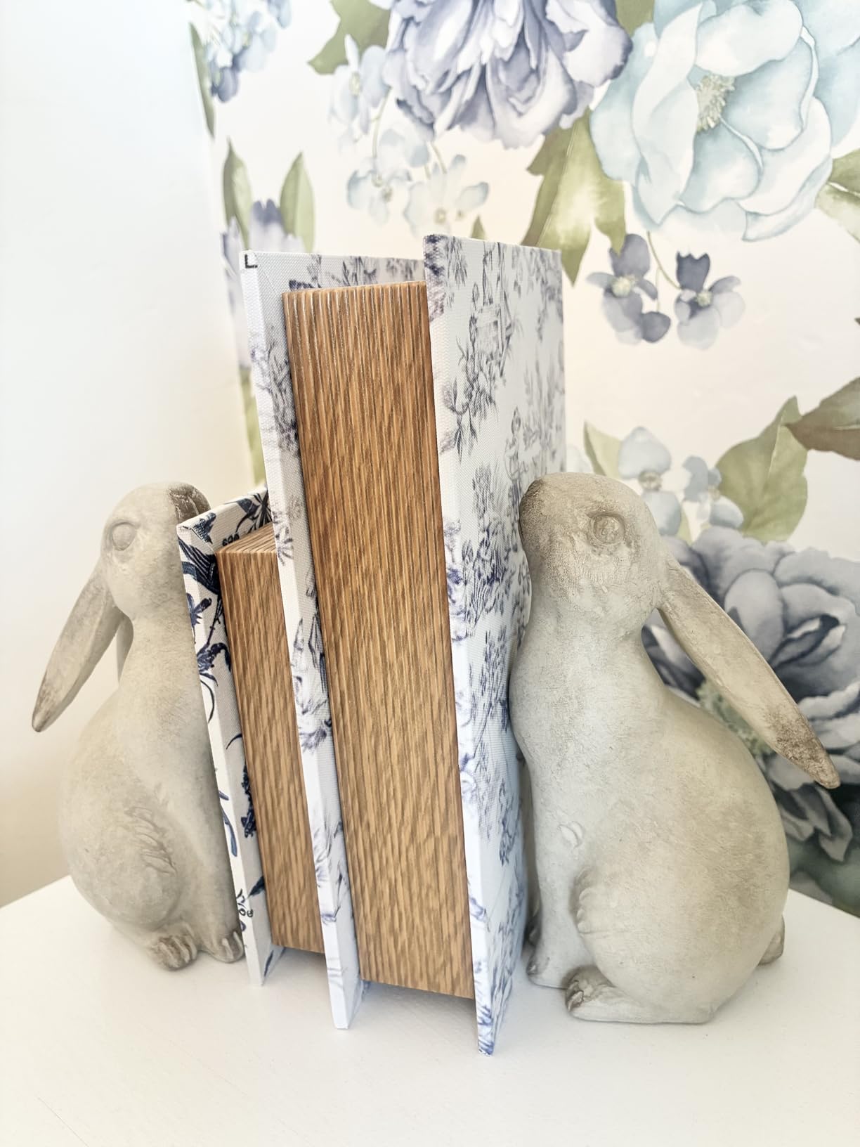 Creative Co-Op Decorative Resin Rabbit Bookends, Distressed Bronze Finish customer photo 2