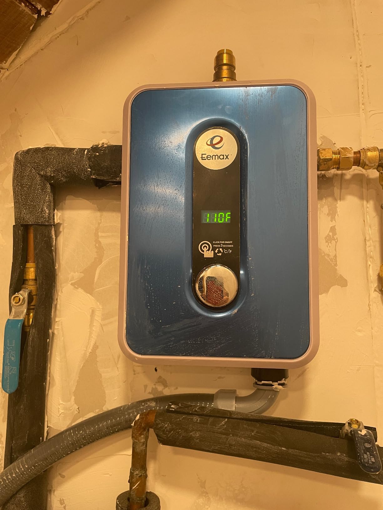 Eemax EEM24013 Electric Tankless Water Heater, Blue customer photo 1