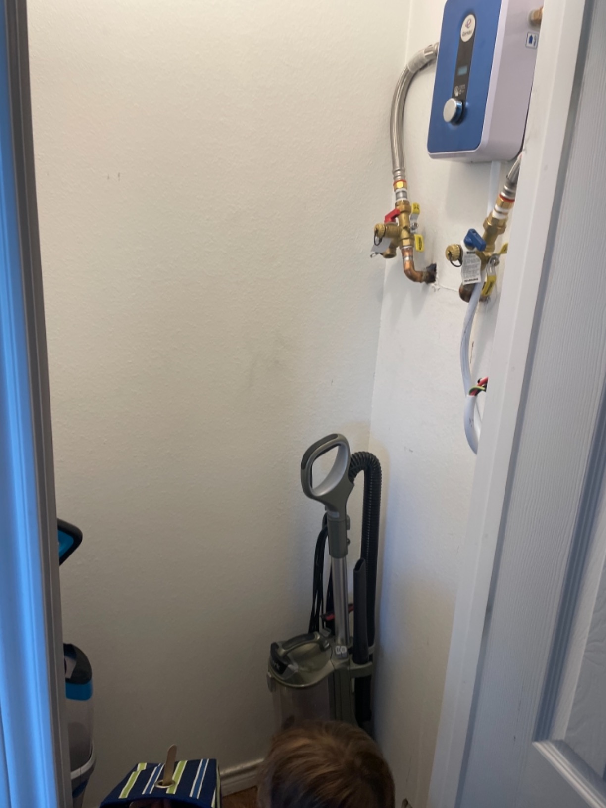 Eemax EEM24013 Electric Tankless Water Heater, Blue customer photo 2