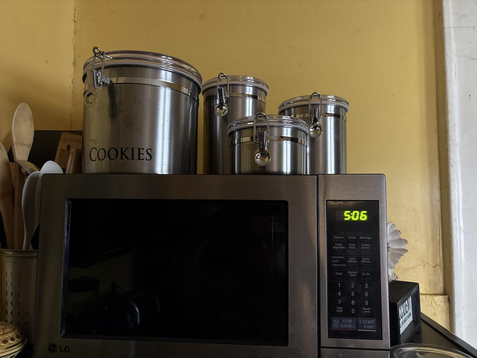 ENLOY 4-Piece Stainless Steel Airtight Food Storage Canister Set with Clear Lid, Containers Sets for Kitchen Counter for Sugar, Flour, Tea, Candy, Cookie, Spice, 28/32/38/65 oz customer photo 1