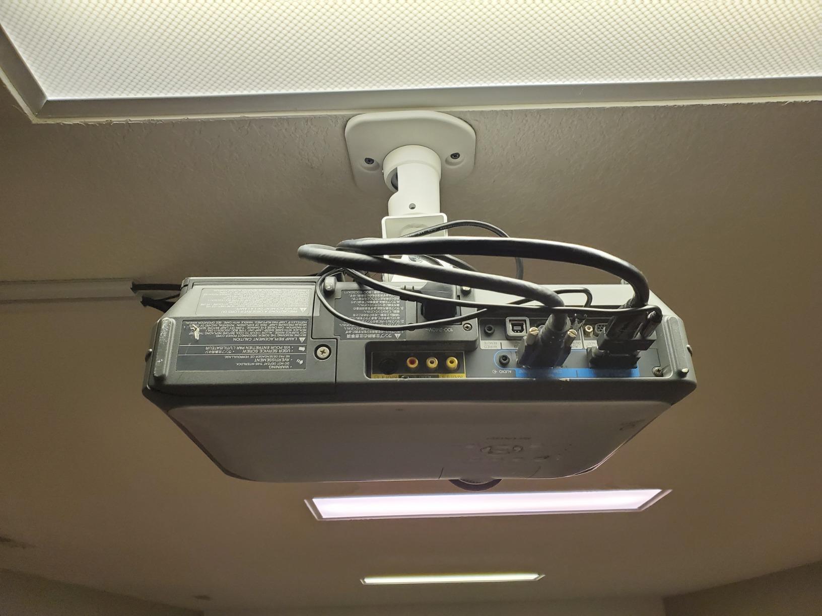 Full Motion Universal Ceiling Projector Mount Bracket with Adjustable Height and Extendable Arms Rotating Swivel Mount for Home and Office Projector (Black) customer photo 1