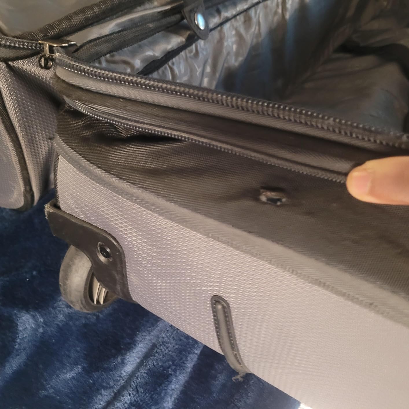 Travelpro Tpro Bold 2.0 30 Inch Drop Bottom Rolling Duffel customer photo 2