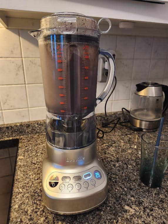 Breville BBL620SIL Fresh and Furious Blender, Silver customer photo 1