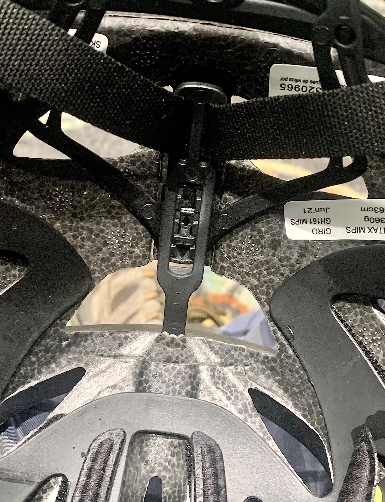 Giro Syntax MIPS Adult Road Cycling Helmet customer photo 2