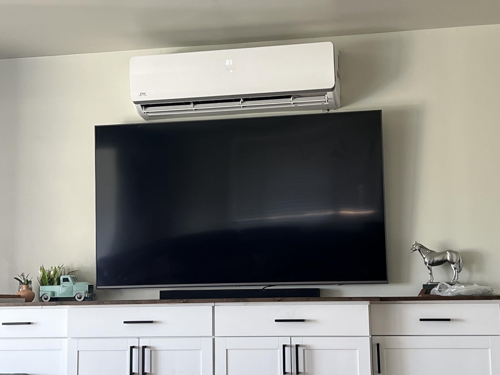 Cooper & Hunter 24,000 BTU 230V Hyper Heat Mini Split, 22.3 SEER2 | Works at -22°F, Smart Kit, 16FT Installation Kit, Cold Climate Cooling & Heating, 2 Ton, Ductless customer photo 2