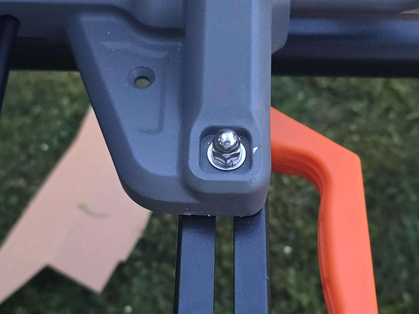 WEN Miter Saw Stand, Collapsible and Rolling with 3 Onboard Outlets (MSA330) customer photo 1