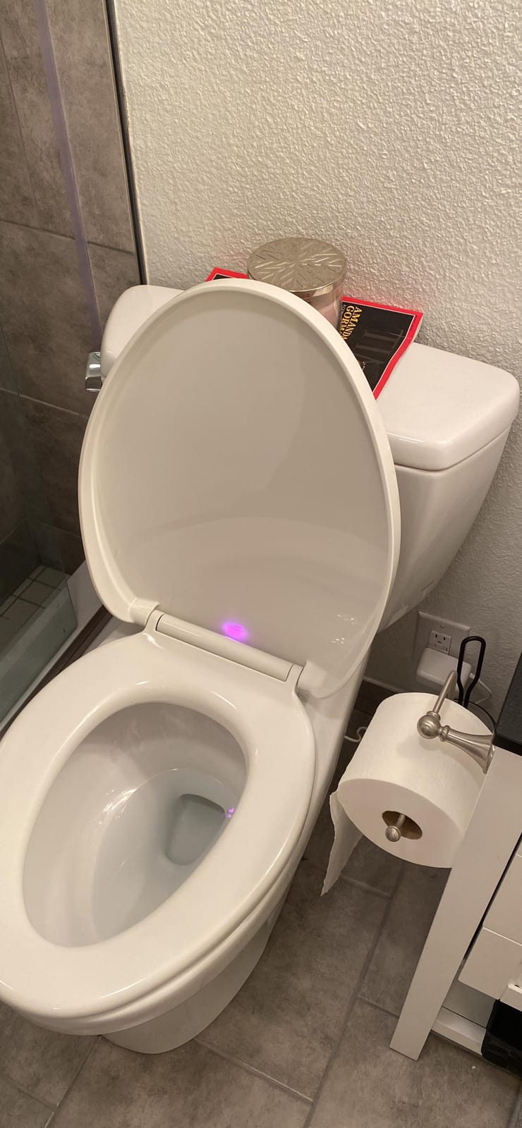 KOHLER 10349-0 PureWarmth Heated Elongated Toilet Seat, Soft Close, Quiet-Close, Night Light, White customer photo 2