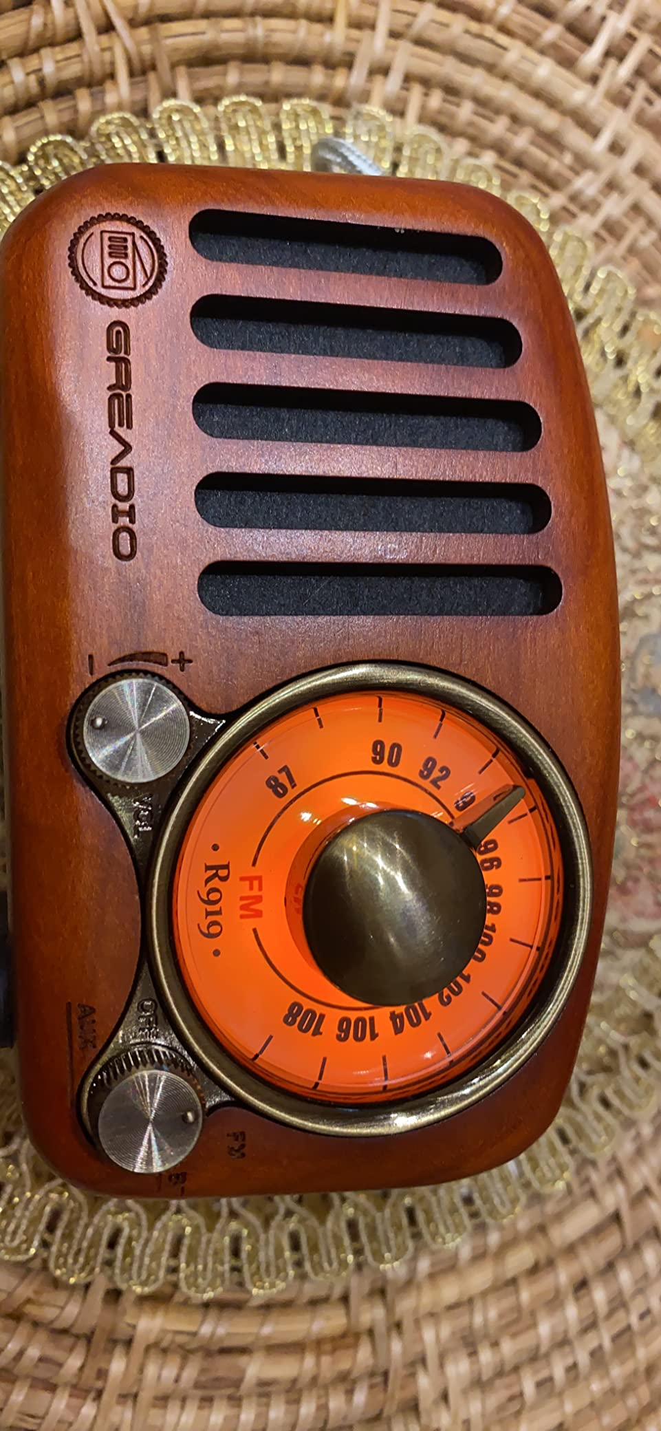 Greadio Retro Bluetooth Speaker, Walnut Wooden Vintage Radio Speaker | Old Fashioned Classic Style for Decor/Gift, Strong Bass Enhancement, Loud Volume, FM Radio, AUX/TF Card & MP3 Player customer photo 2