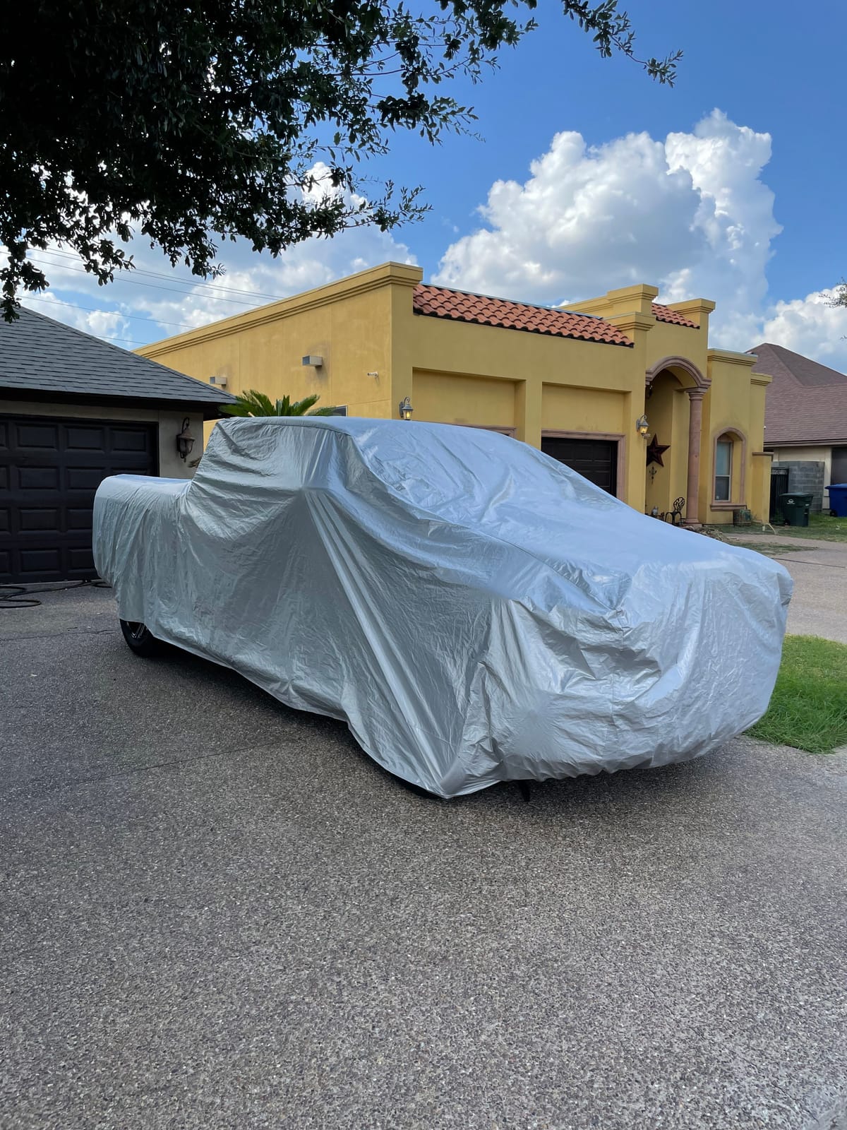 SEAZEN Car Cover with Zipper, 2 Layer Full Car Covers Waterproof/UV Protection/Snowproof/Dustproof, Universal Car Cover (Fit Sedan-Length Up to 200
