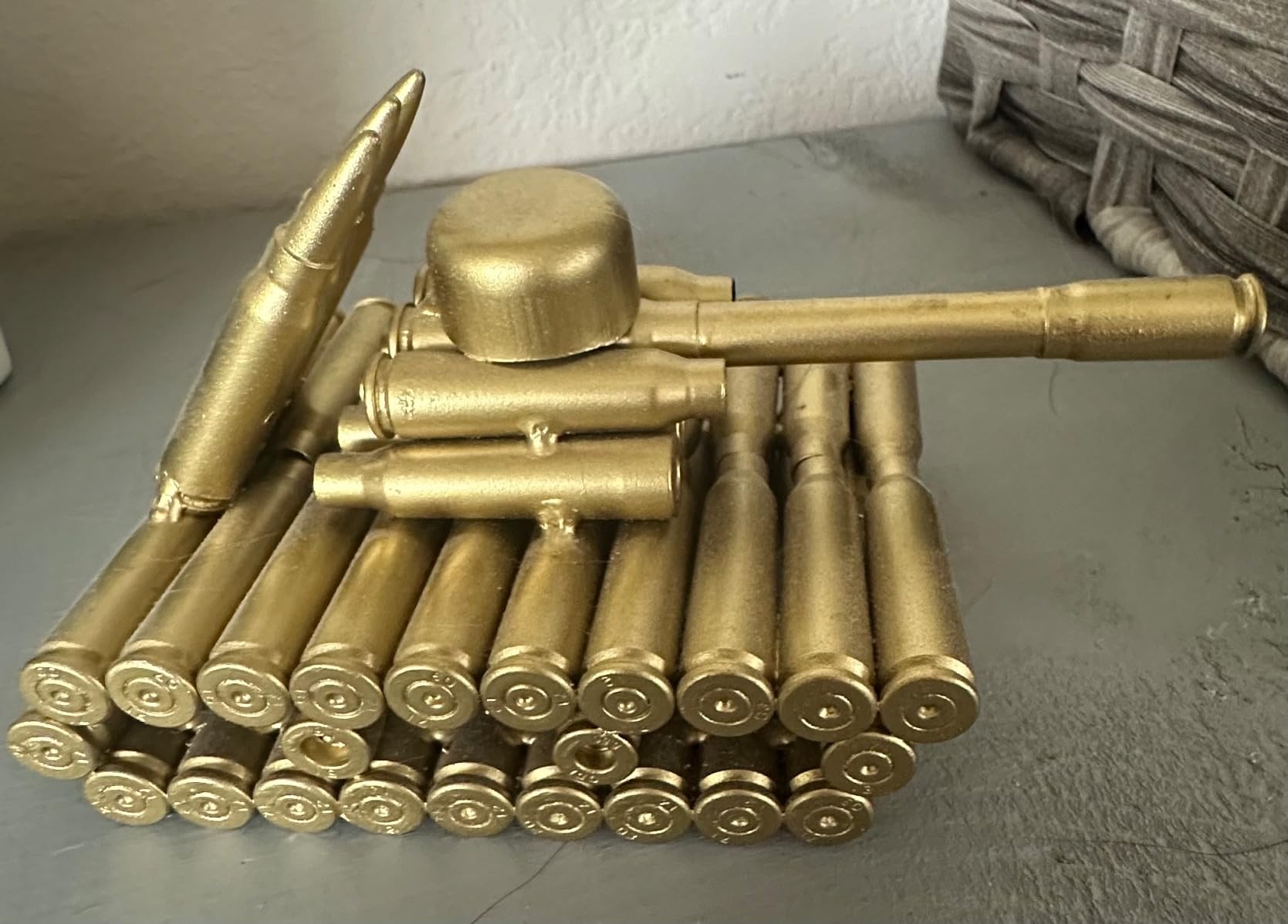 Bullet Shell Casing Shaped Army Tank Metal Sculpture, Great Decorative Artwork Model Gift for Home, Study Room Decorations (95 Tank) customer photo 1