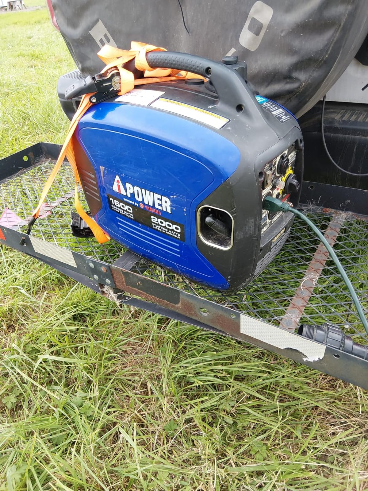 A-iPower Portable Inverter Generator, 2000W Ultra-Quiet Powered By Yamaha Engine RV Ready, EPA Compliant, Ultra Lightweight For Backup Home Use, Tailgating & Camping (SC2000i) customer photo 2