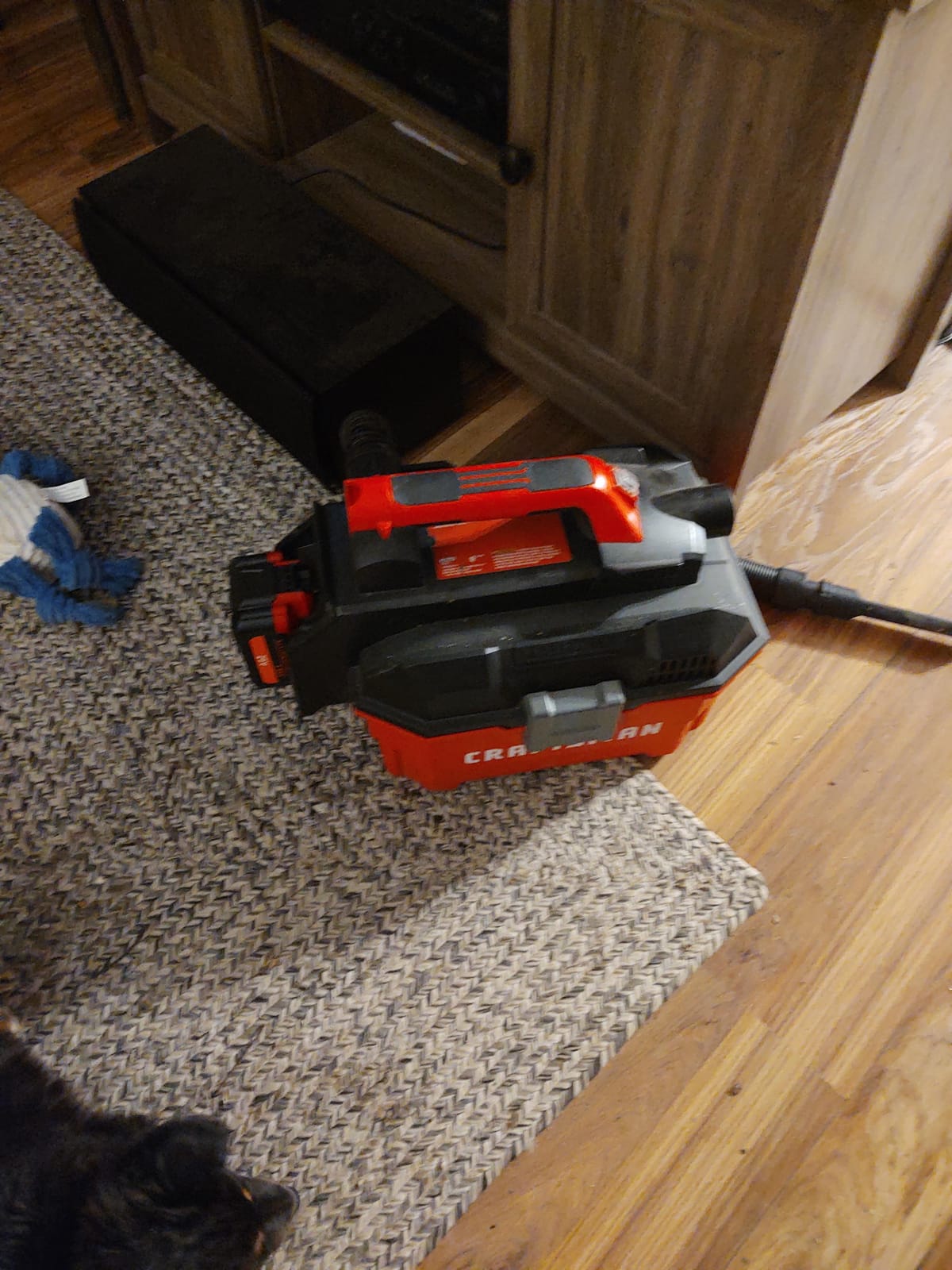 CRAFTSMAN CMCV002B 20V Max 2 gallon Wet Dry Vac (Tool Only) customer photo 2