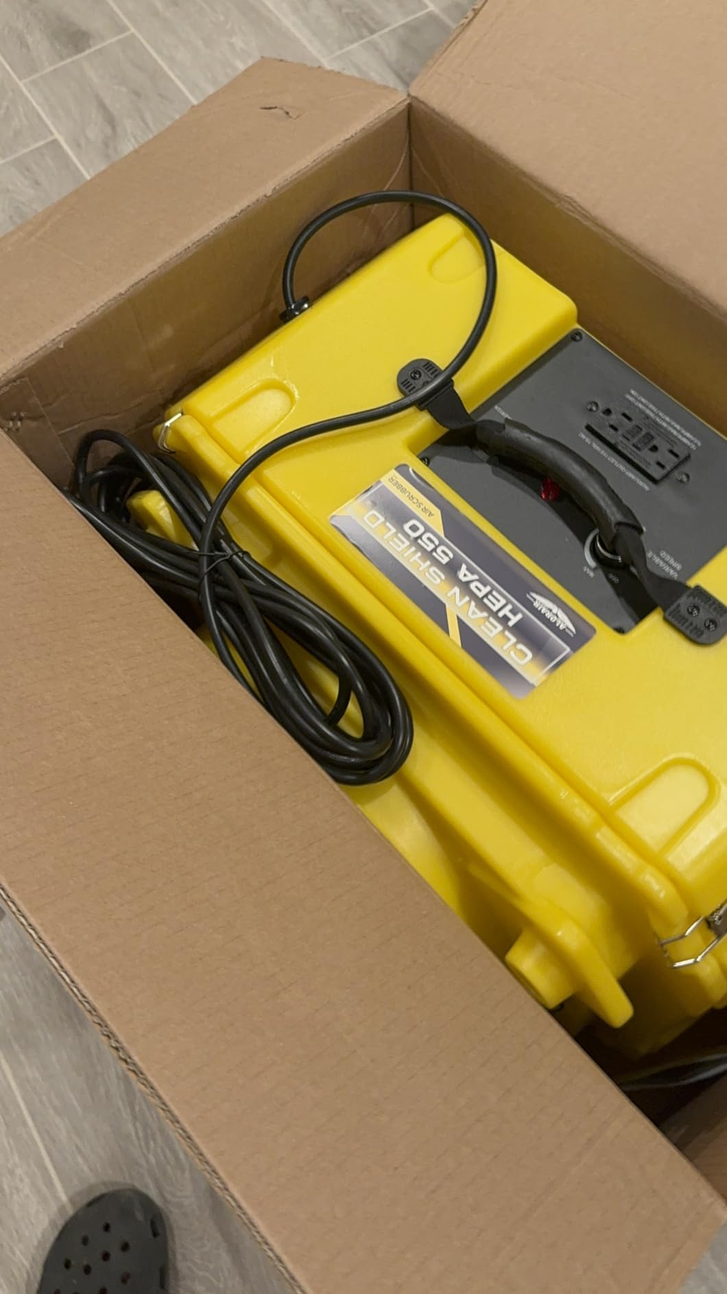 ALORAIR Air Scrubber with 3 Stage Filtration, Stackable Negative Air Machine for Industrial and Commercial Use, Heavy Duty Air Cleaner with MERV-10 Filter, HEPA/Activated carbon Filter, Yellow customer photo 2