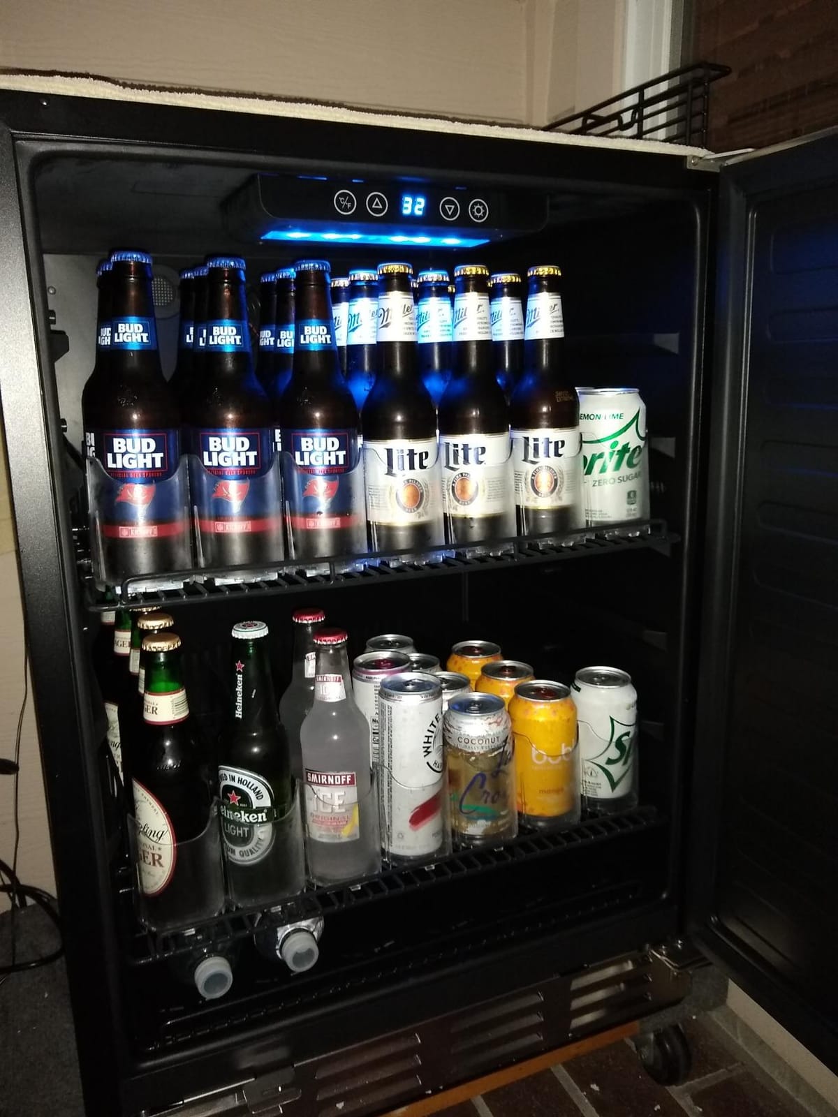 Kalamera 24 inch Stainless Steel Beverage Refrigerator, Outdoor Mini Fridge | Under Counter Beverage Cooler for 154 Cans with 32-41°F Temperature Range - Soda, Beer Refrigerator with Solid Stainless Door customer photo 1