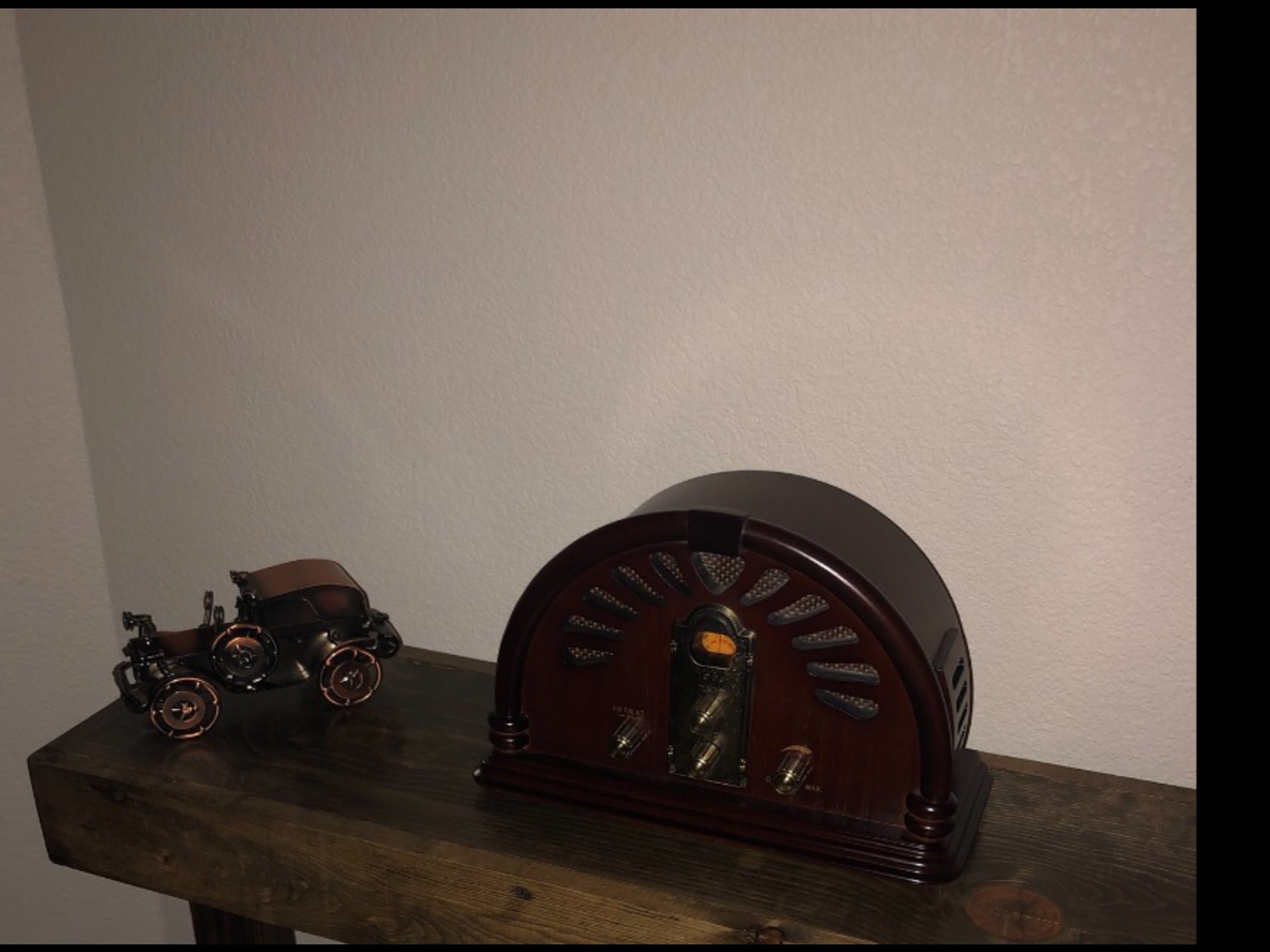 ClearClick Classic Vintage Retro Style AM/FM Radio with Bluetooth - Handmade Wooden Exterior Dark Brown customer photo 2