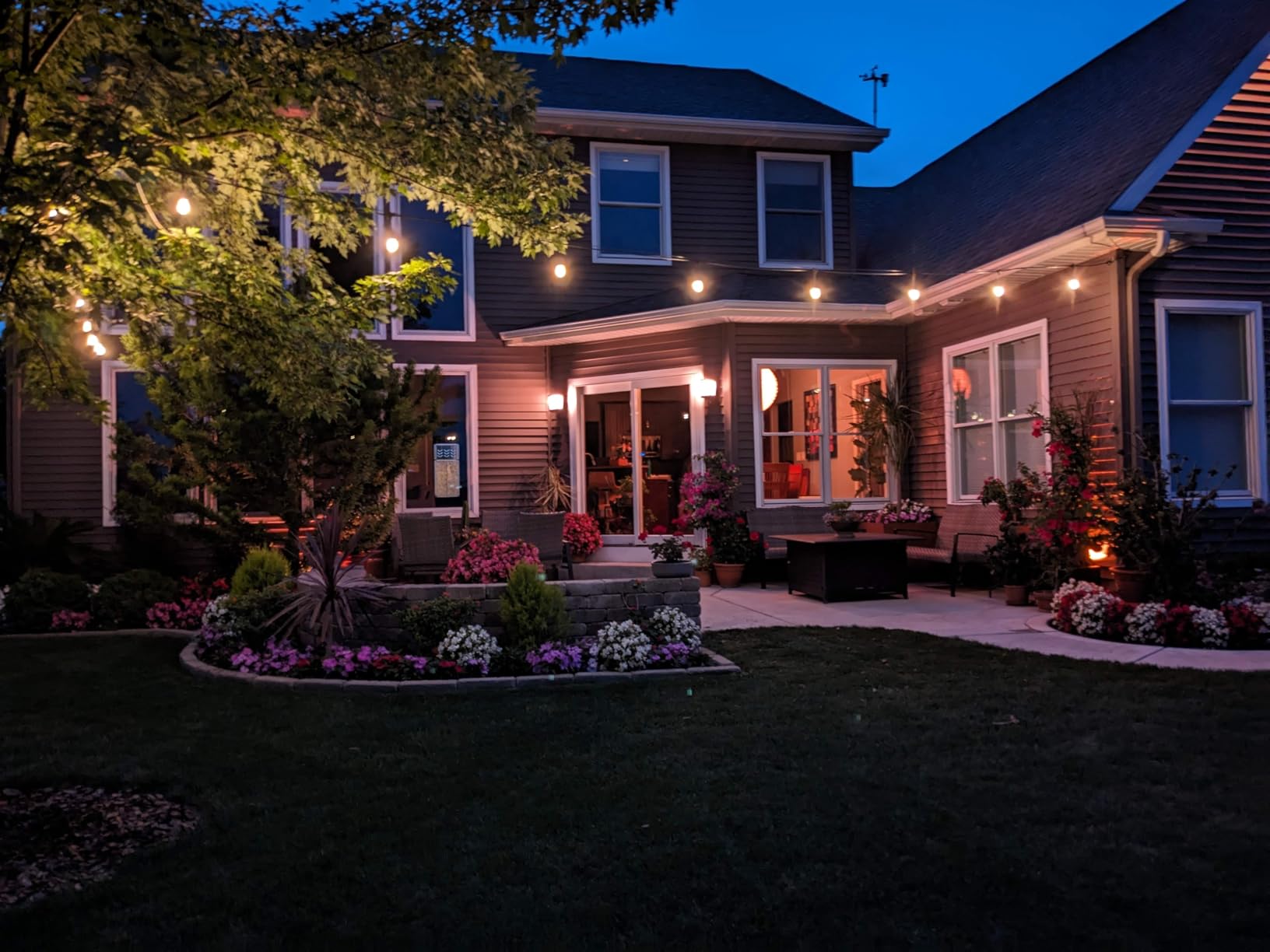 addlon LED Outdoor String Lights 48FT with Edison Vintage Shatterproof Bulbs and Commercial Grade Weatherproof Strand - ETL Listed Decorative Lights for Patio Garden customer photo 2