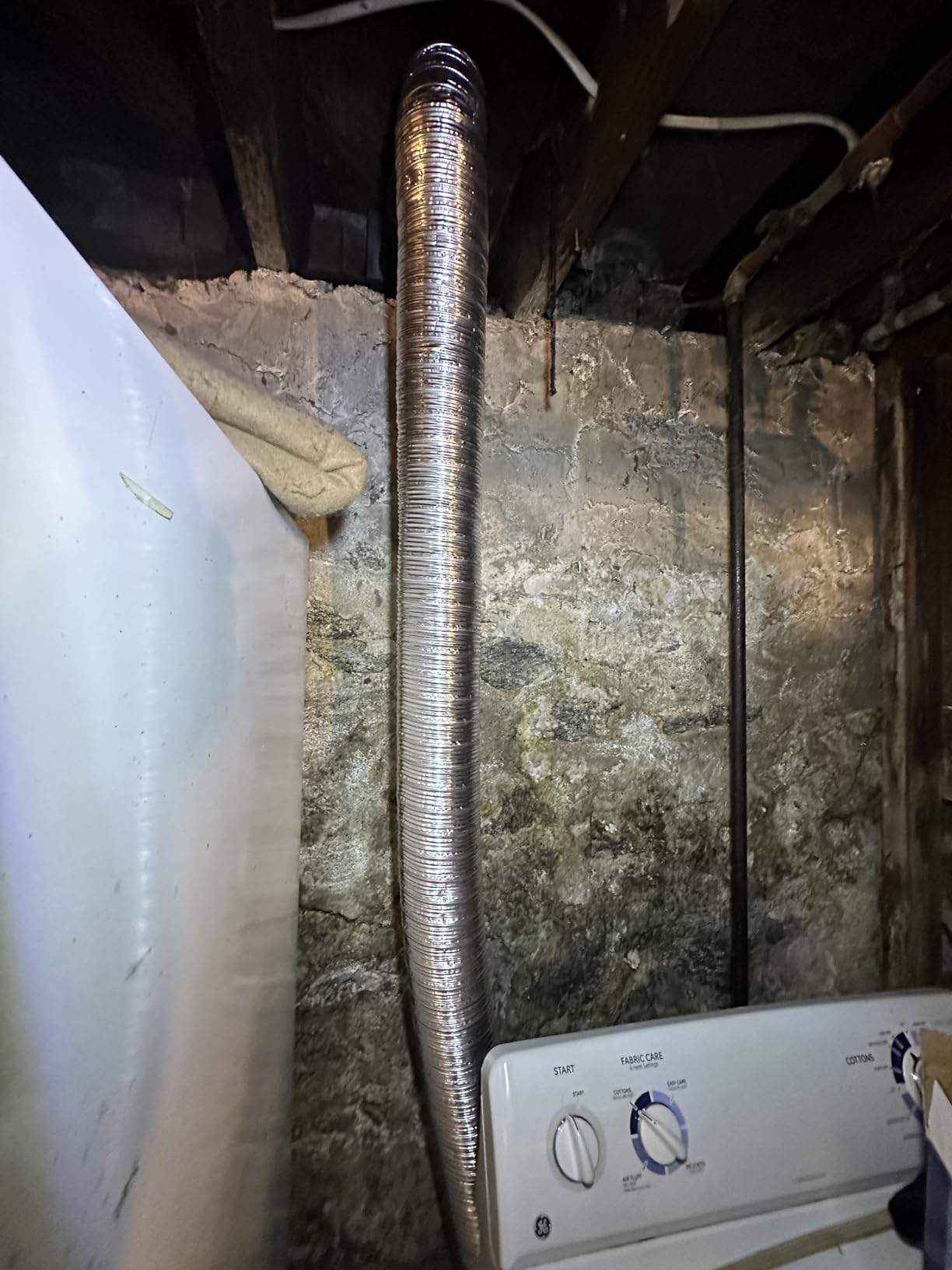 Eastman 8 Foot ArmorFlex Dryer Vent, Flexible Aluminum Duct with Clamps, Semi-Rigid, 69028 customer photo 1