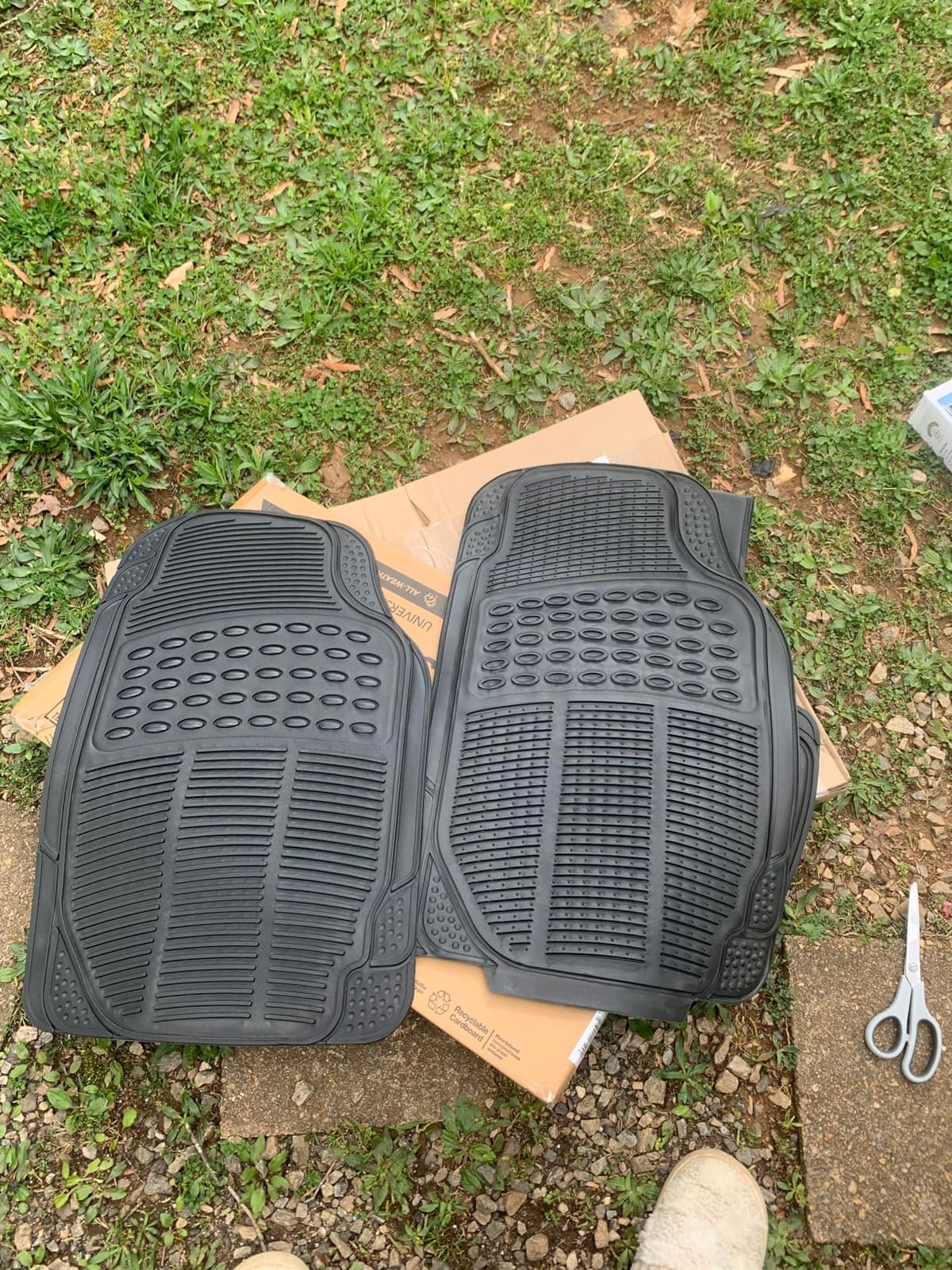 BDK ProLiner Car Floor Mats for Cars Trucks SUV, 3-Piece All-Weather Heavy Duty Rubber Liners with Universal Trimmable Fit, Durable Waterproof Vehicle Auto Floor Mats with Capture Ridges Black customer photo 2