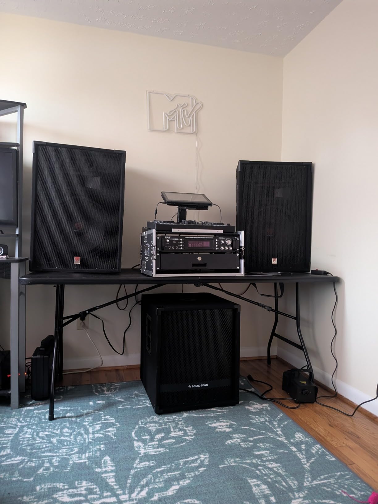 Sound Town METIS Series Powered Subwoofer 1400 Watts 12