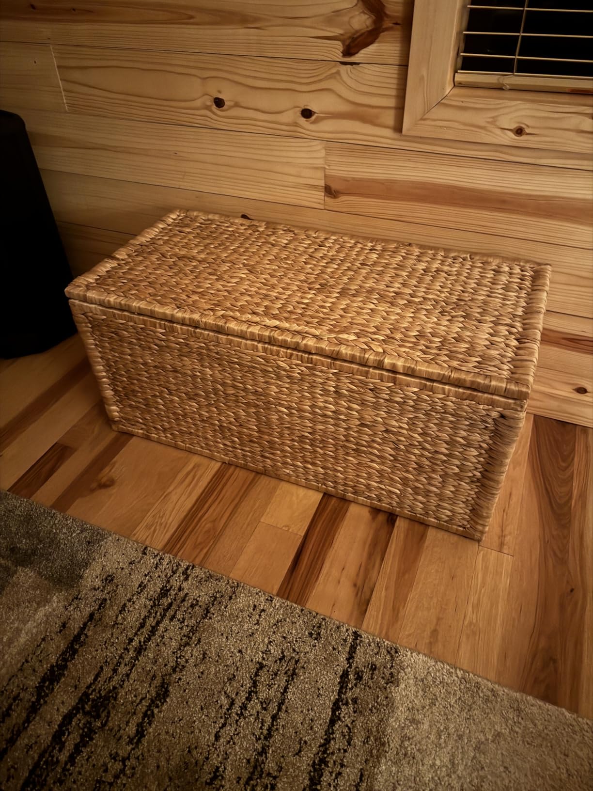 eHemco Water Hyacinth Wicker Storage Trunk, Natural, 30x17.5x17.5 Inches | Safety Hinge, Metal Frame, Decorative Blanket Chest & Storage Box customer photo 2
