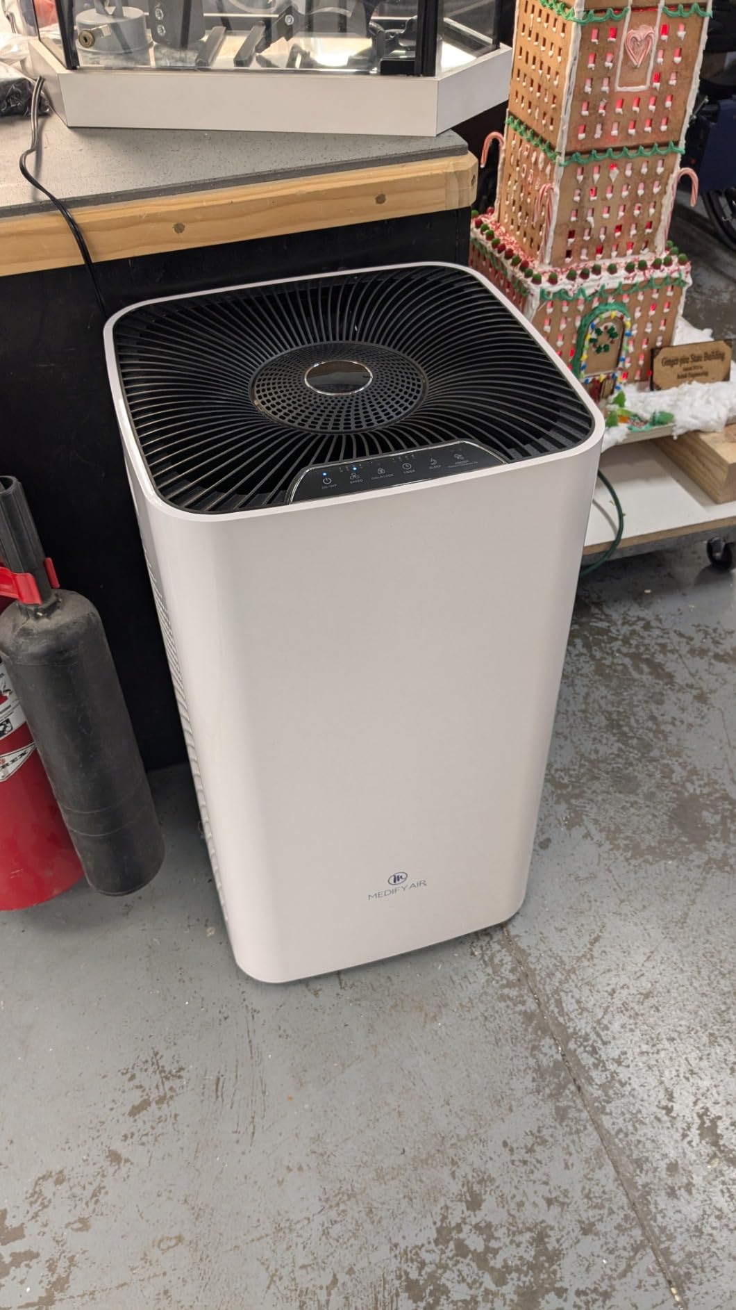 Medify MA-14 Air Purifier with HEPA Filter | 470 ft² per Hour for Smoke, Odors, Pollen, Pets | Removal to 0.3 Microns | White, 1-Pack customer photo 1