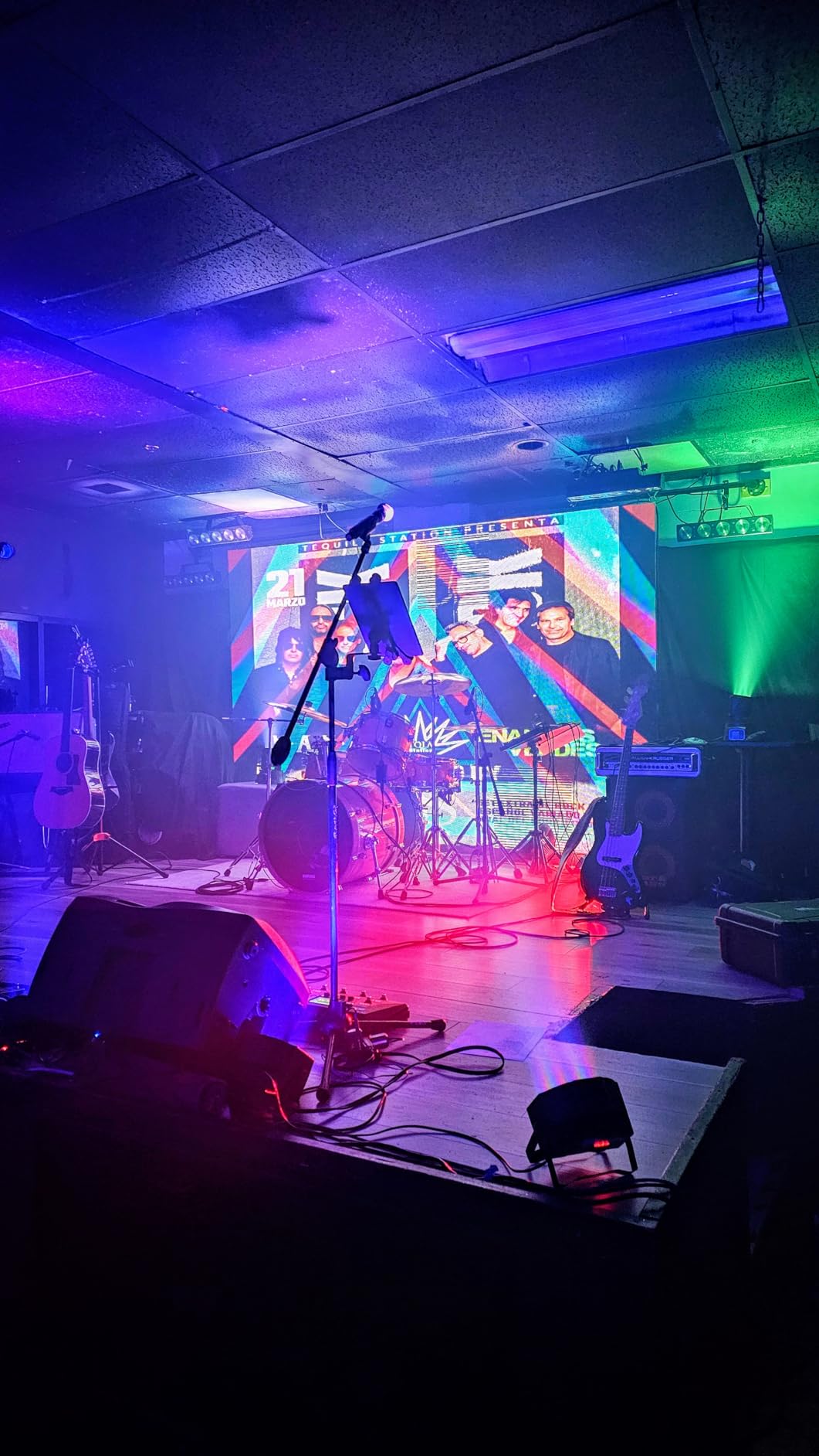 ZKYMZL 7x12W RGBW 4-in-1 LED Wash Moving Head DJ Light - DMX512 Stage Uplight with Full Color Mixing, Sound Active & Auto Mode, High-Output Wash Effect for Bands, Clubs, Weddings, Stage & Wall Washing customer photo 1