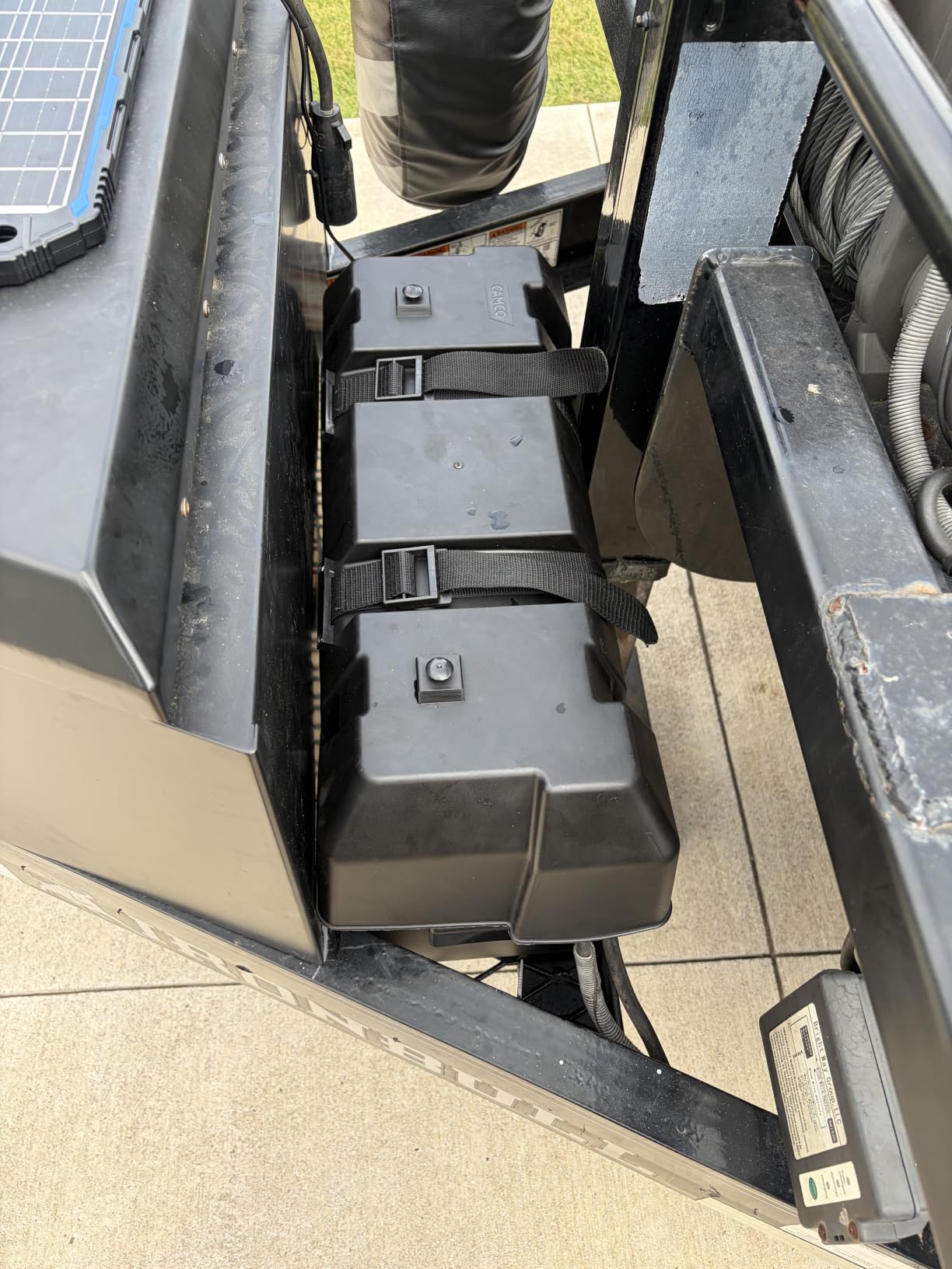 Camco Double Battery Box - Safely Store RV (& More) Batteries - USA Made | Features a Heavy-Duty Corrosion-Resilient Polymer Construction - Measures Inside 21-1/2