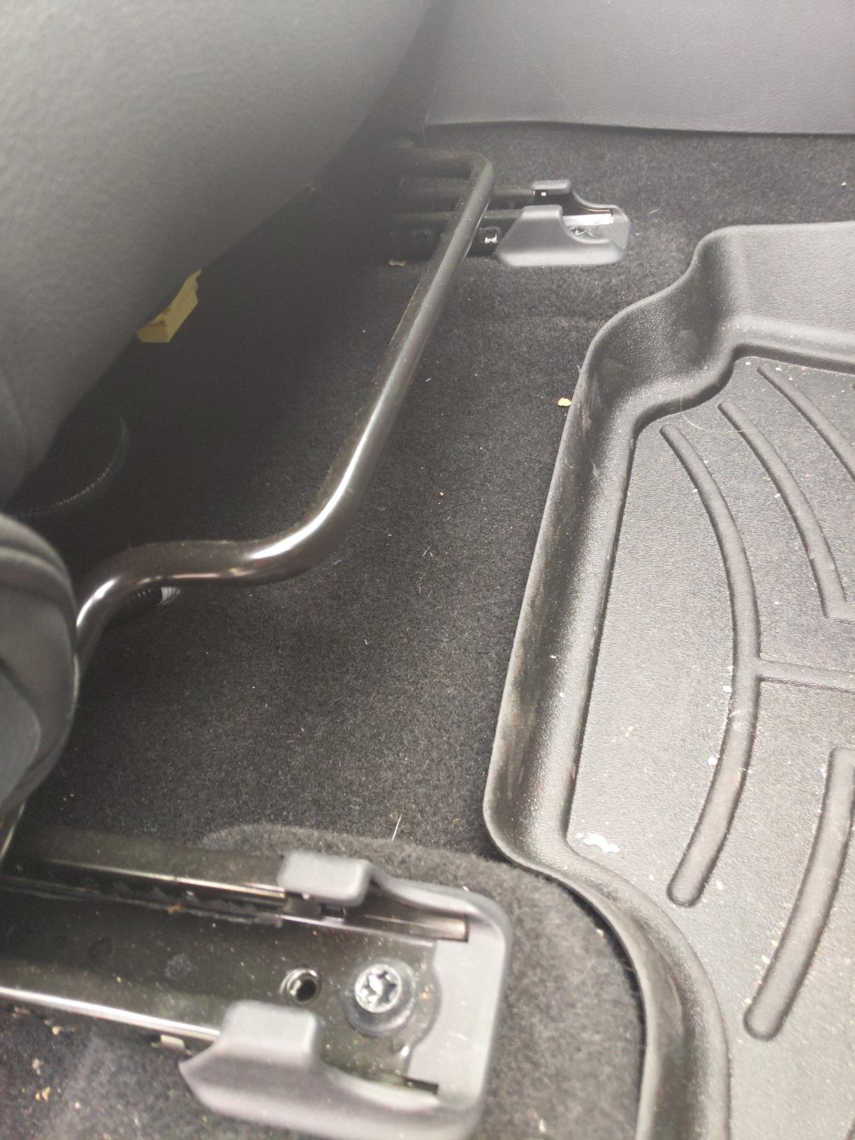 WeatherTech FloorLiners fits 2019-2025 Toyota RAV4 (1st & 2nd Row) Black customer photo 2