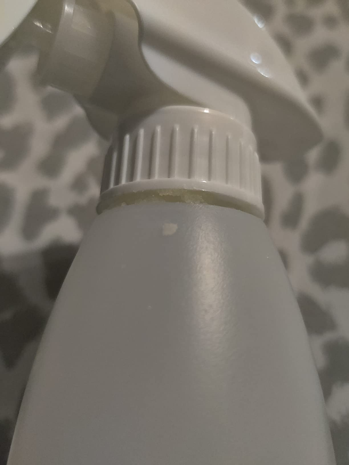 Frigidaire 5304508689 ReadyClean Cleaner, 1 Pack, Clear, 12 Fl Oz customer photo 1