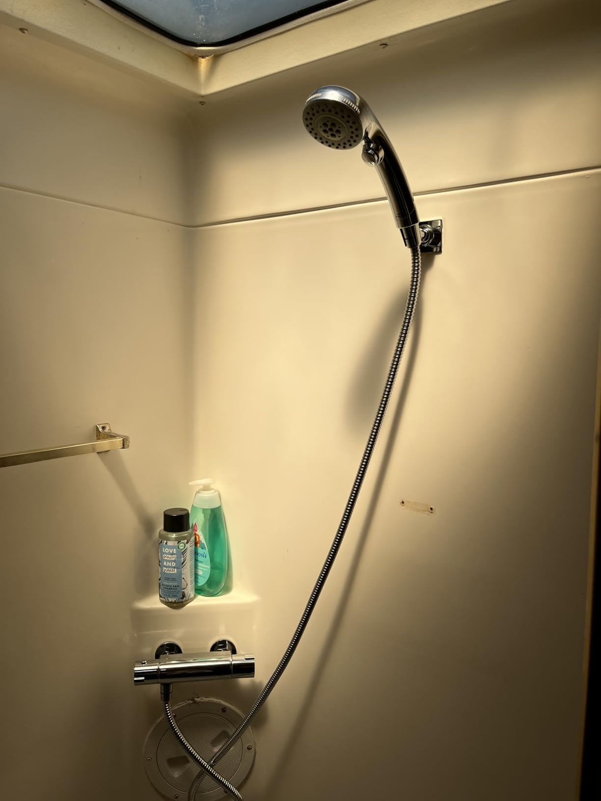 High Pressure Shower Head with Handheld Spray 6 Settings Chrome | Hand Held Shower head with On Off Switch, Spa Spray Mode, 60inches Hose customer photo 1