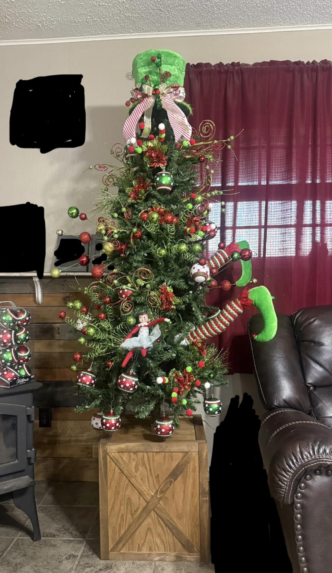 Best Choice Products Pencil Christmas Tree 6ft Pre-lit Alpine Slim Holiday Decoration, Lighted Skinny Décor LED Lights, Metal Stand customer photo 2