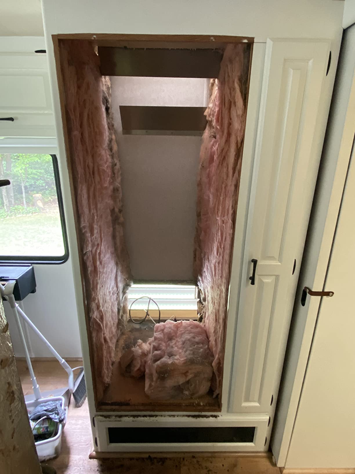 Norcold N10DCSSR Polar-Series 10 cu.ft. DC Compressor RV Refrigerator with Stainless Steel Doors - Right-Handed customer photo 2