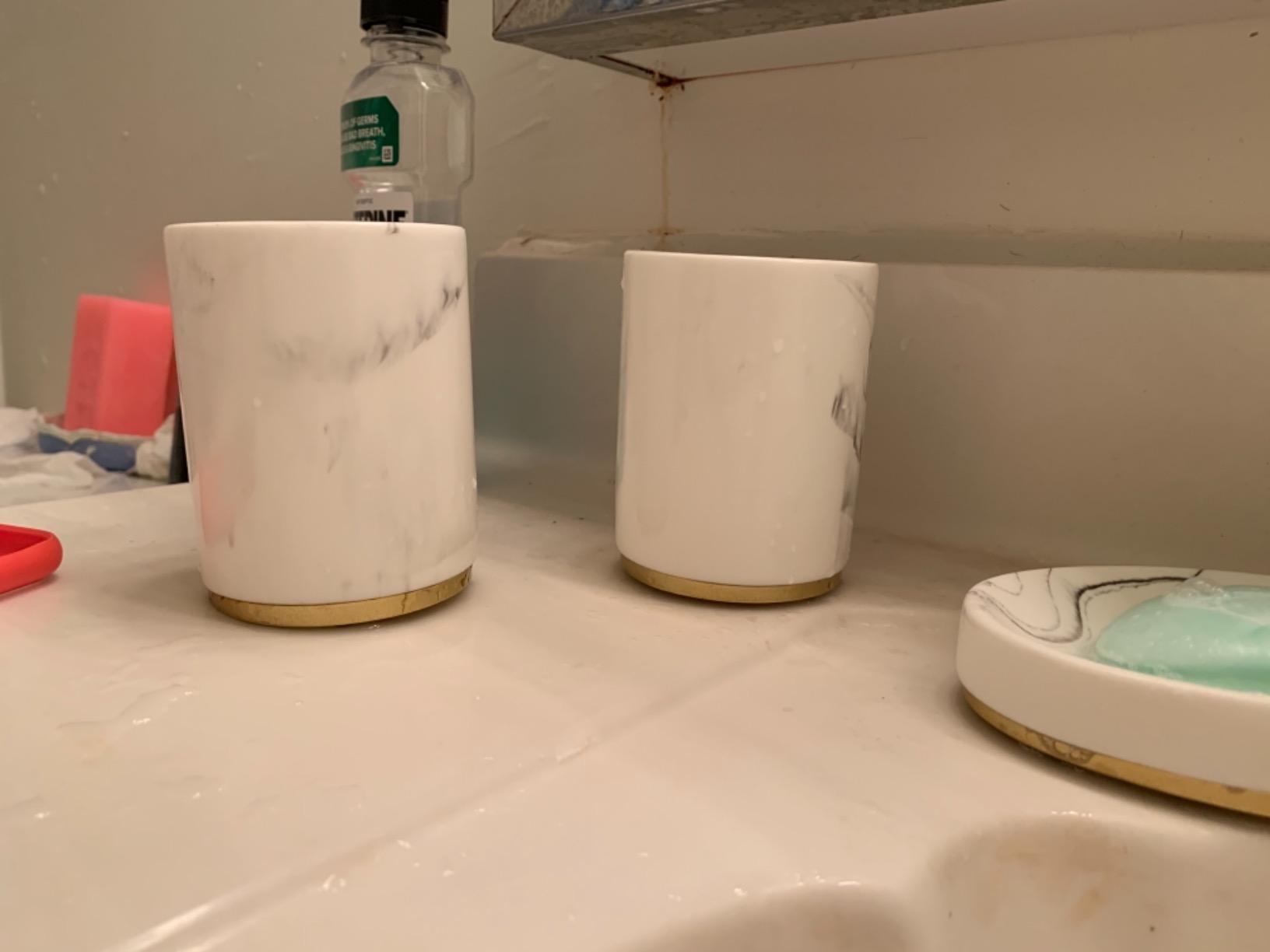 5 Piece Bathroom Accessories Set, Marble Resin Bathroom Set with Soap Dispenser, Toothbrush Holder, Soap Dish and Tumblers, Modern Bathroom Countertop Decor with Gold Accents (White) customer photo 1