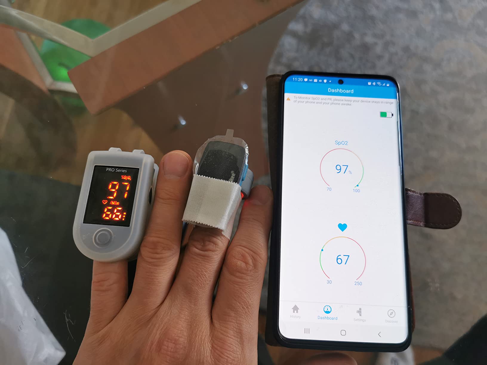 LOOKEE O2-Tracker Ring Continuous Pulse Oximeter - Wearable Oxygen Monitor with Vibration Reminder for Low O2 - Rechargeable Blood Oxygen Saturation SpO2 Meter - Free APP with Reports customer photo 1