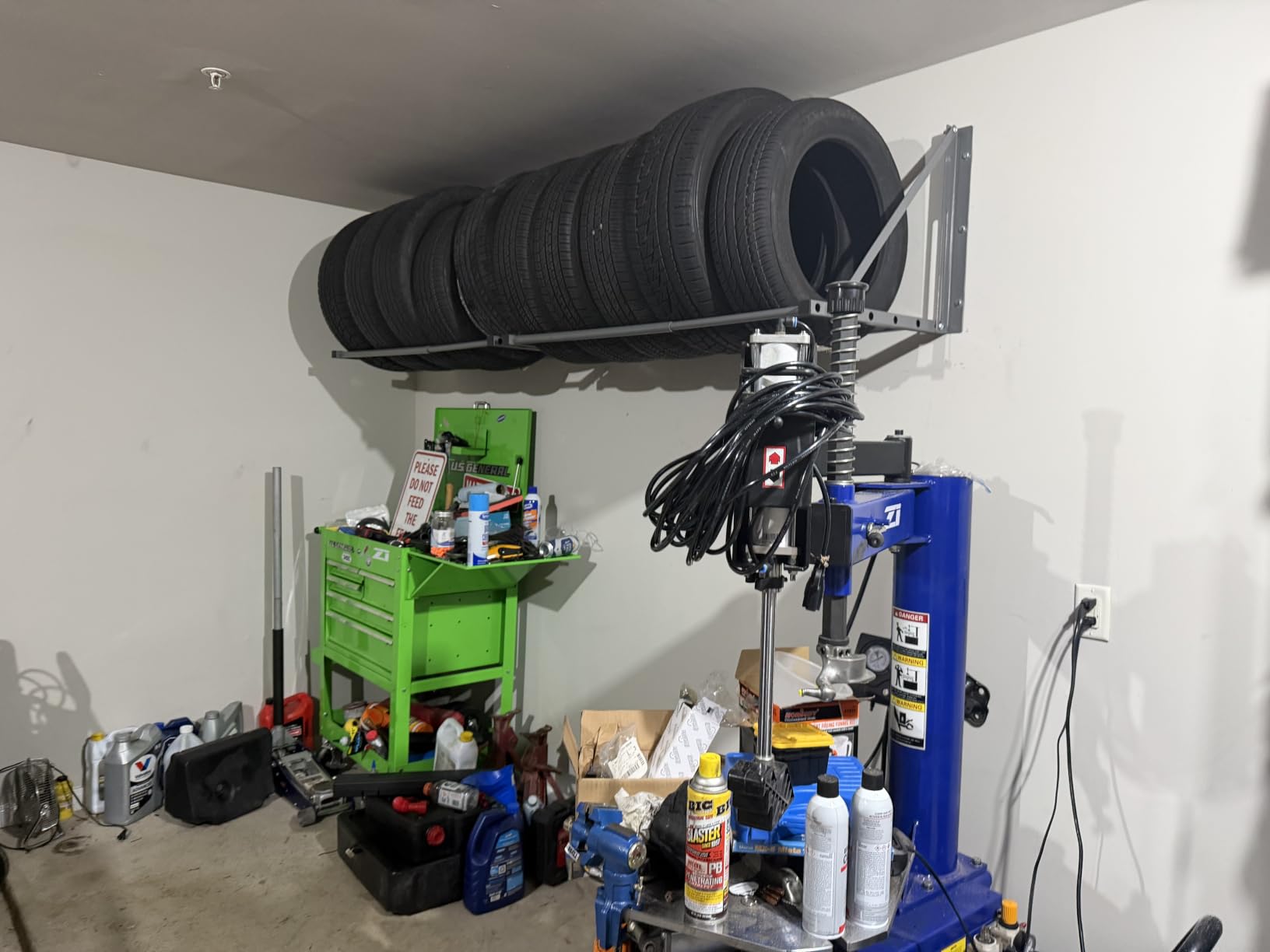MaxxHaul 50256 Heavy-Duty Adjustable Wall-Mount Tire Storage Rack - Telescoping 32-48