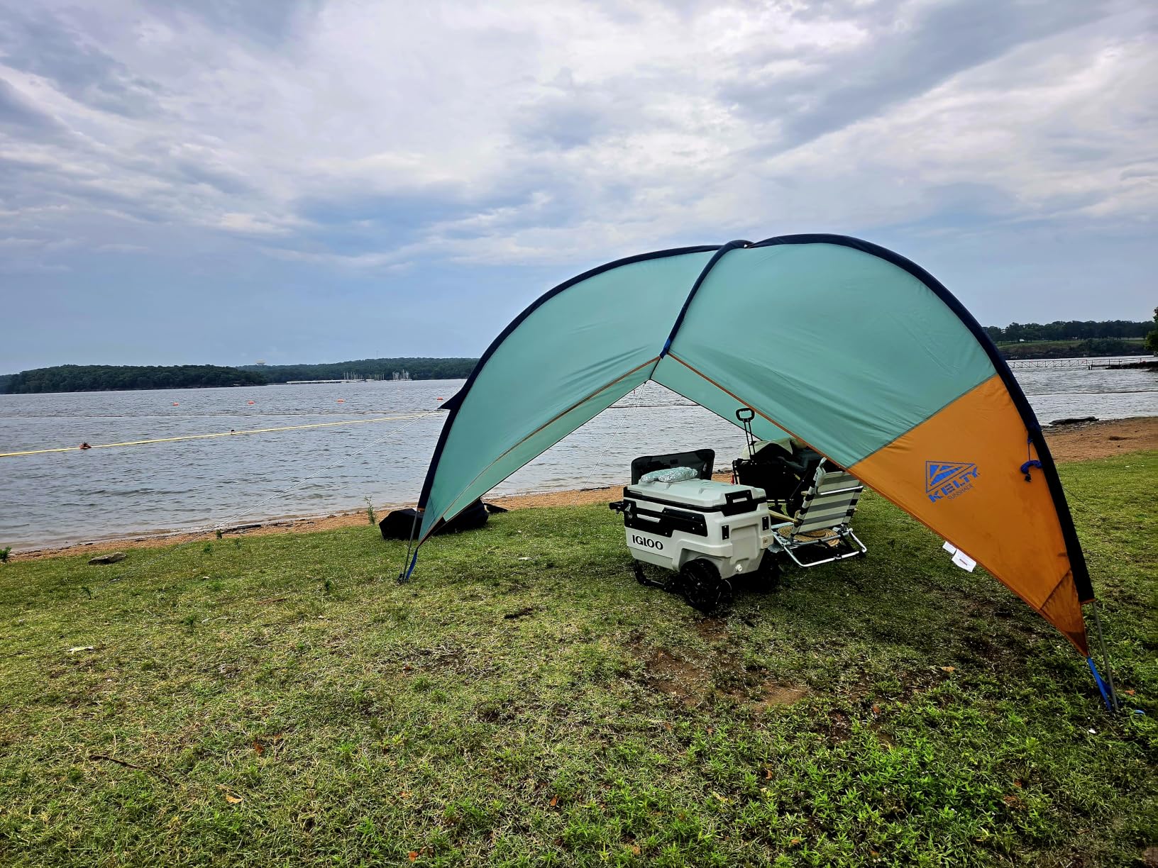 Kelty Sunshade - Pop Up Portable Shade UV Shelter for Beach Trips, Soccer Games, Backyard, Camping, Adjustable Side Wall, Wind Protection, 2024 Model customer photo 1