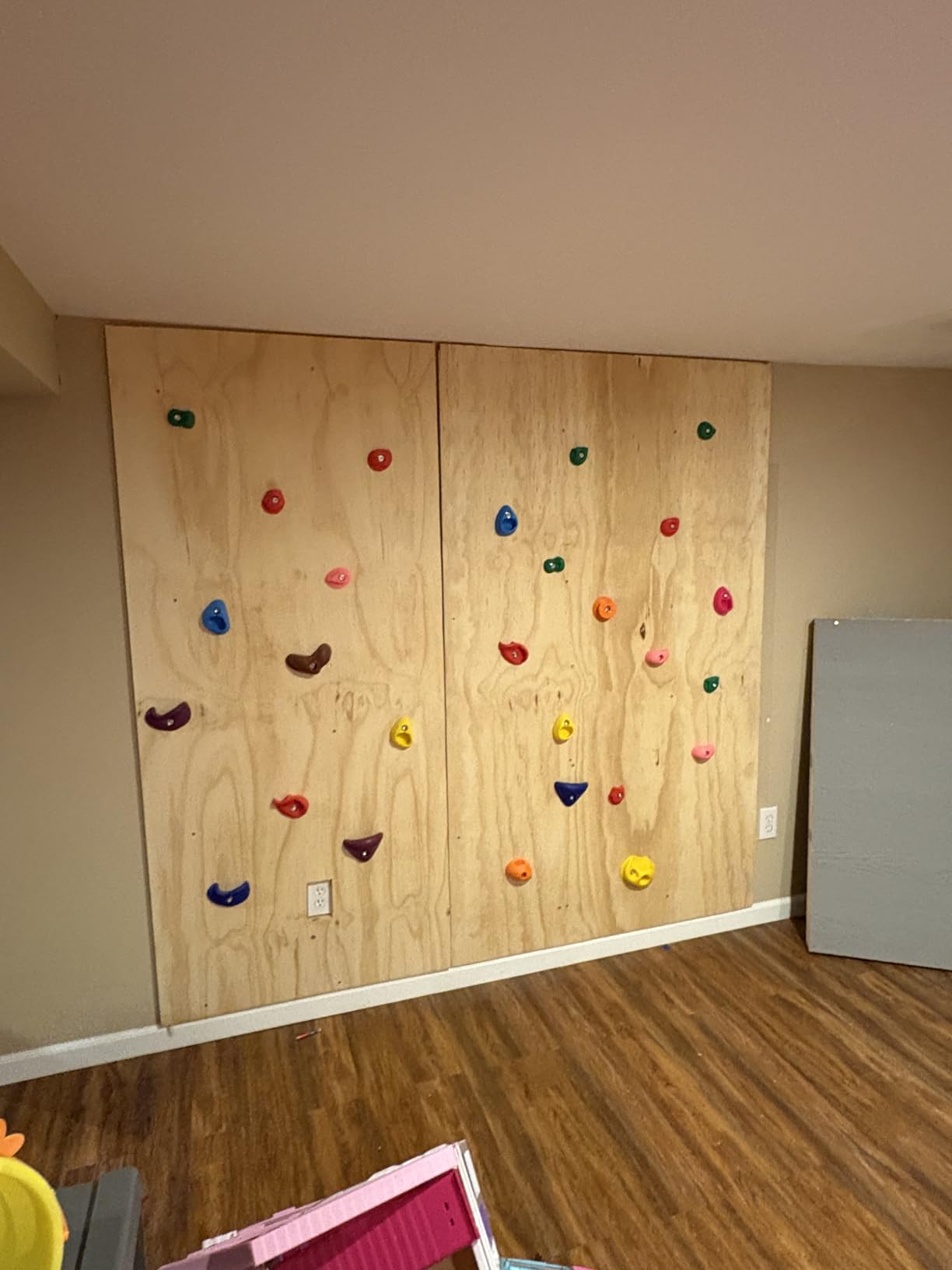 TOPNEW 32 Rock Climbing Holds Multi Size for Kids, Adult Rock Wall Holds Climbing Rock Wall Grips for Indoor and Outdoor Playground Play Set - Includes 2 Inch Mounting Hardware customer photo 2