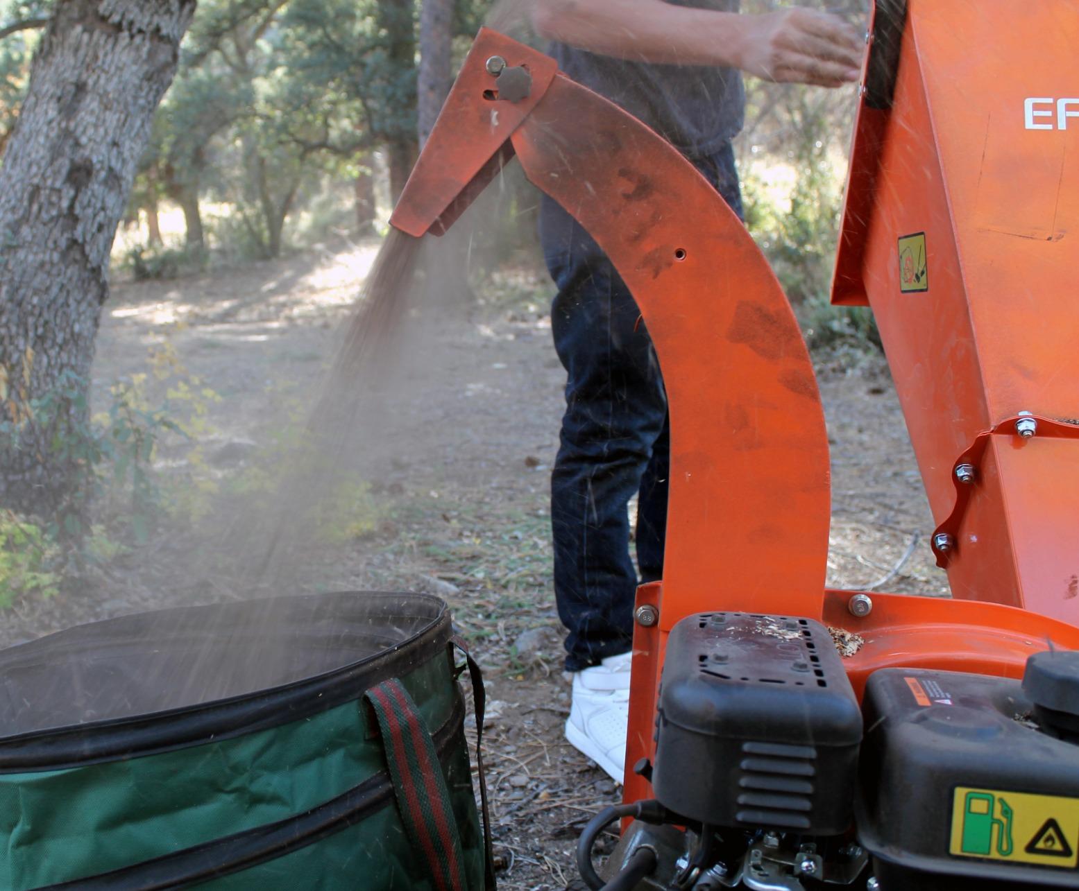 C30 Wood Chipper Shredder Mulcher 7 HP 212cc Heavy Duty Rotor Engine Gas Powered 3 inch Max Wood Diameter Capacity 20:1 Reduction Ratio customer photo 2