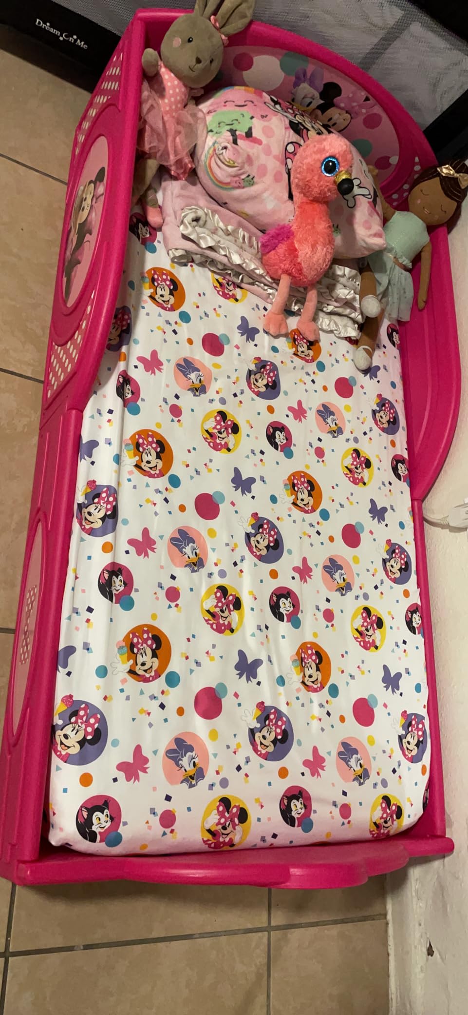 Delta Children Disney Minnie Mouse Plastic Sleep and Play Toddler Bed with Attached Guardrails customer photo 1