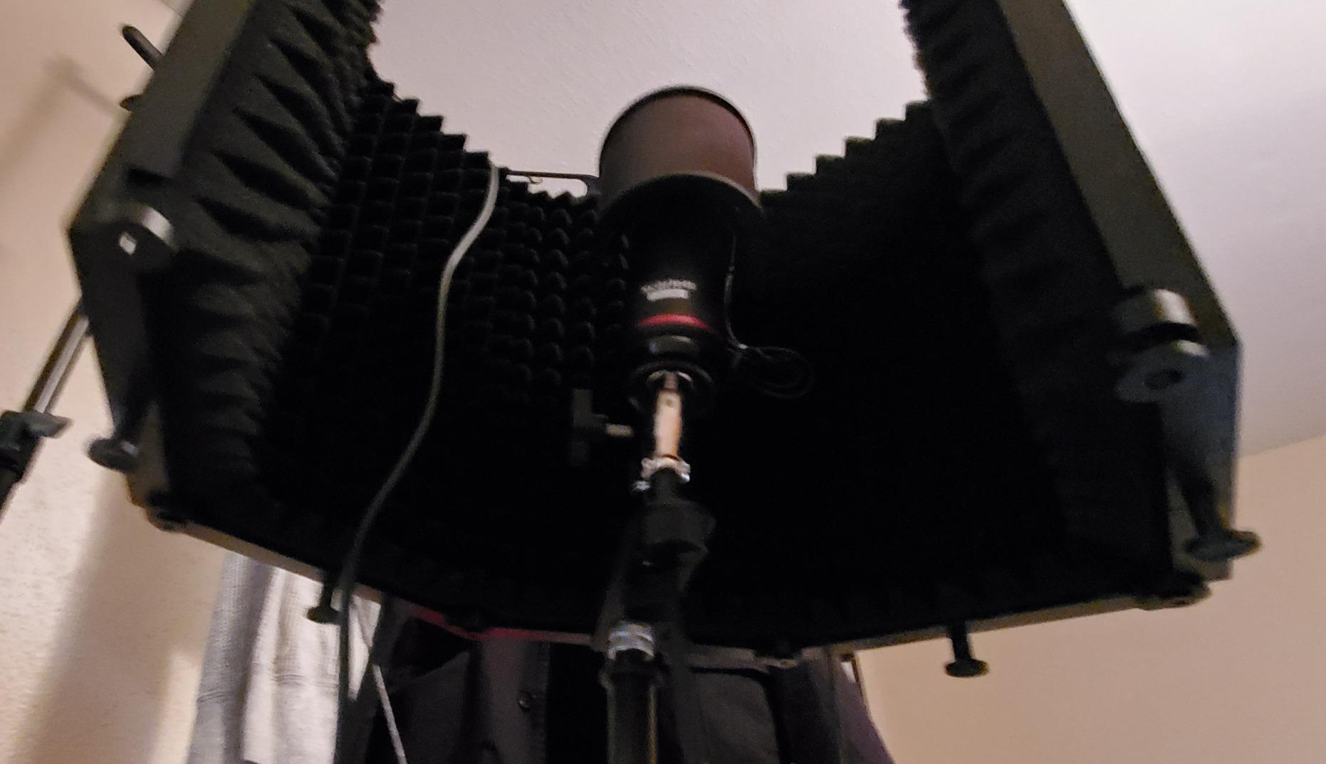 Moukey Microphone Insulation Sound Shield Isolation, 5 Sides Microphone Sound-Absorbing Foam Reflector for Recording Studio, Podcasts, Vocals and Broadcasting customer photo 2